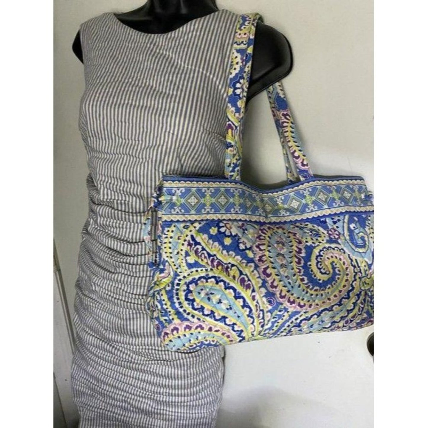 Vera Bradley Large Quilted Blue Purple Yellow Whit