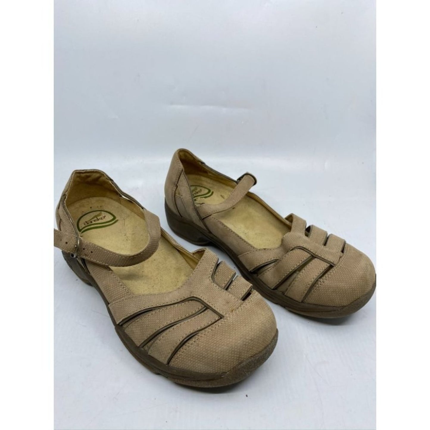 Dansko Tan Unisex Mules/Clogs Size 38/8