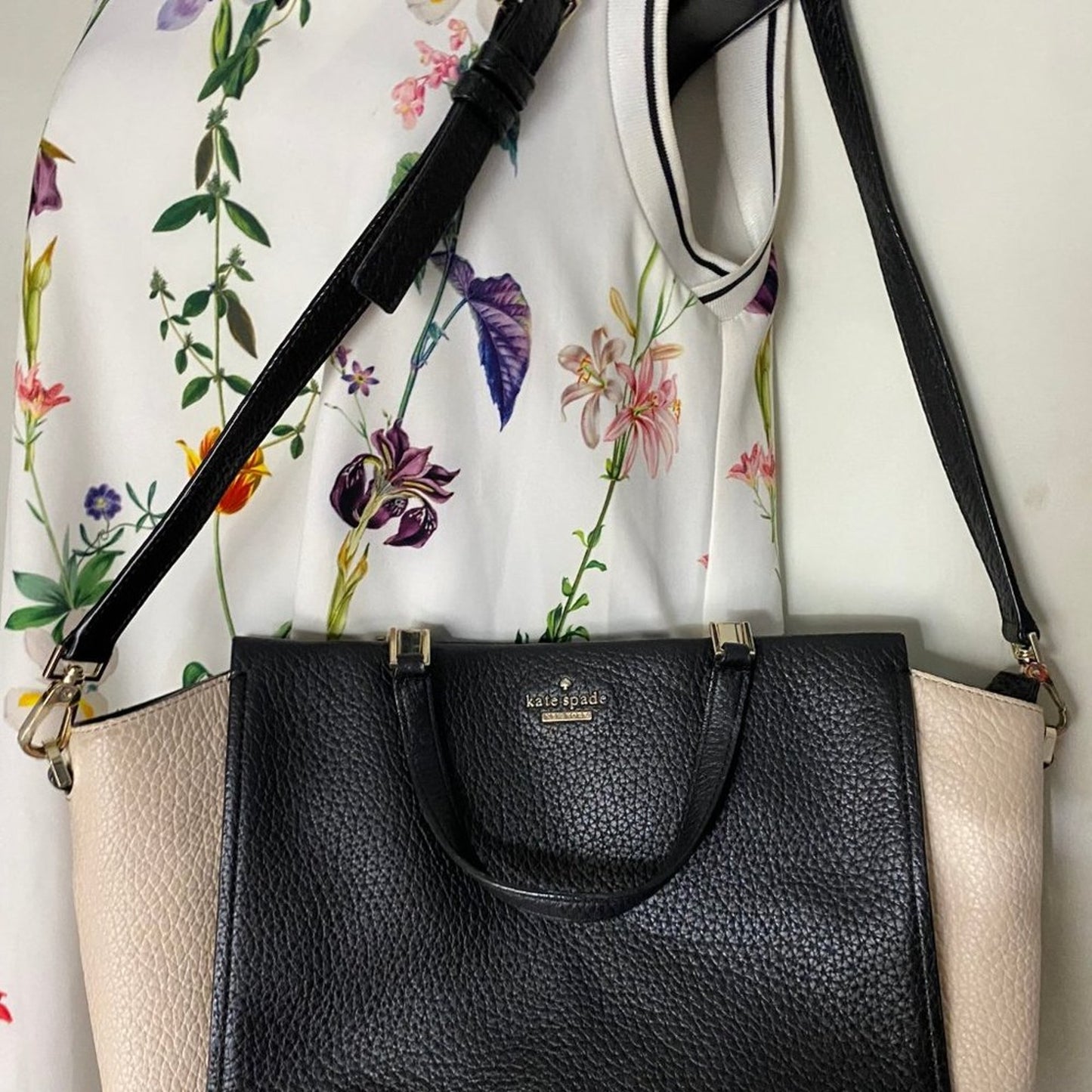 kate spade  Black/White Large/Medium Leather