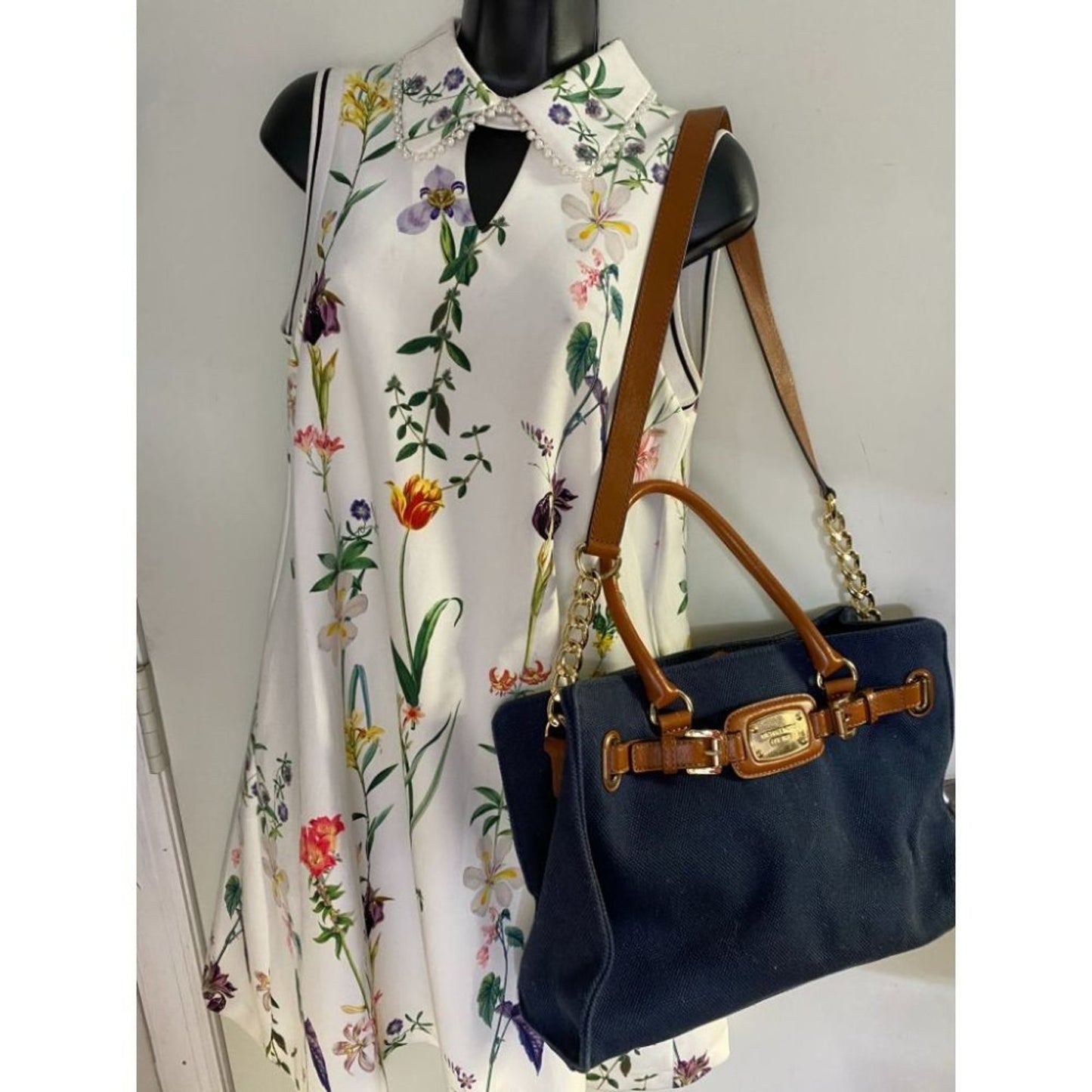 MICHAEL KORS Blue Inter Woven Canvas Shoulder Bag