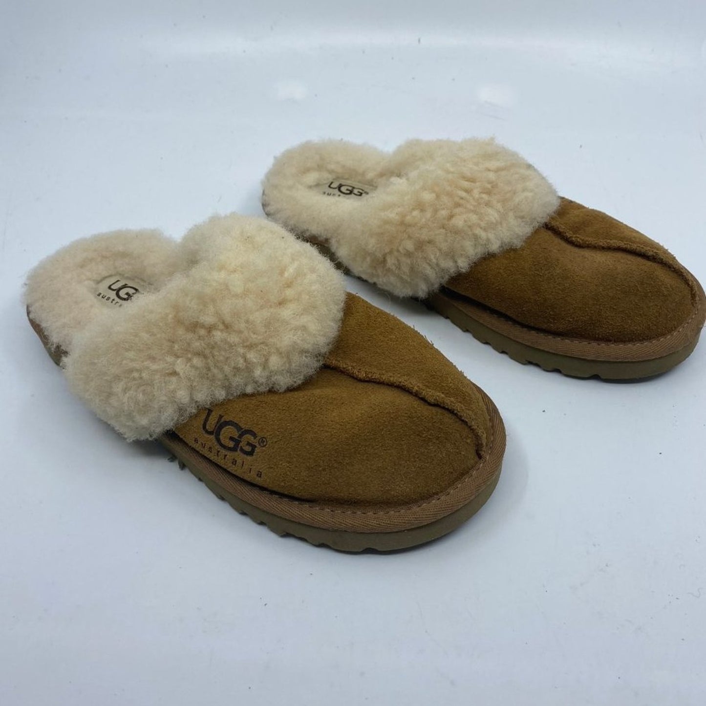 NWOT!  UGG Brown Slipons Size: US 2