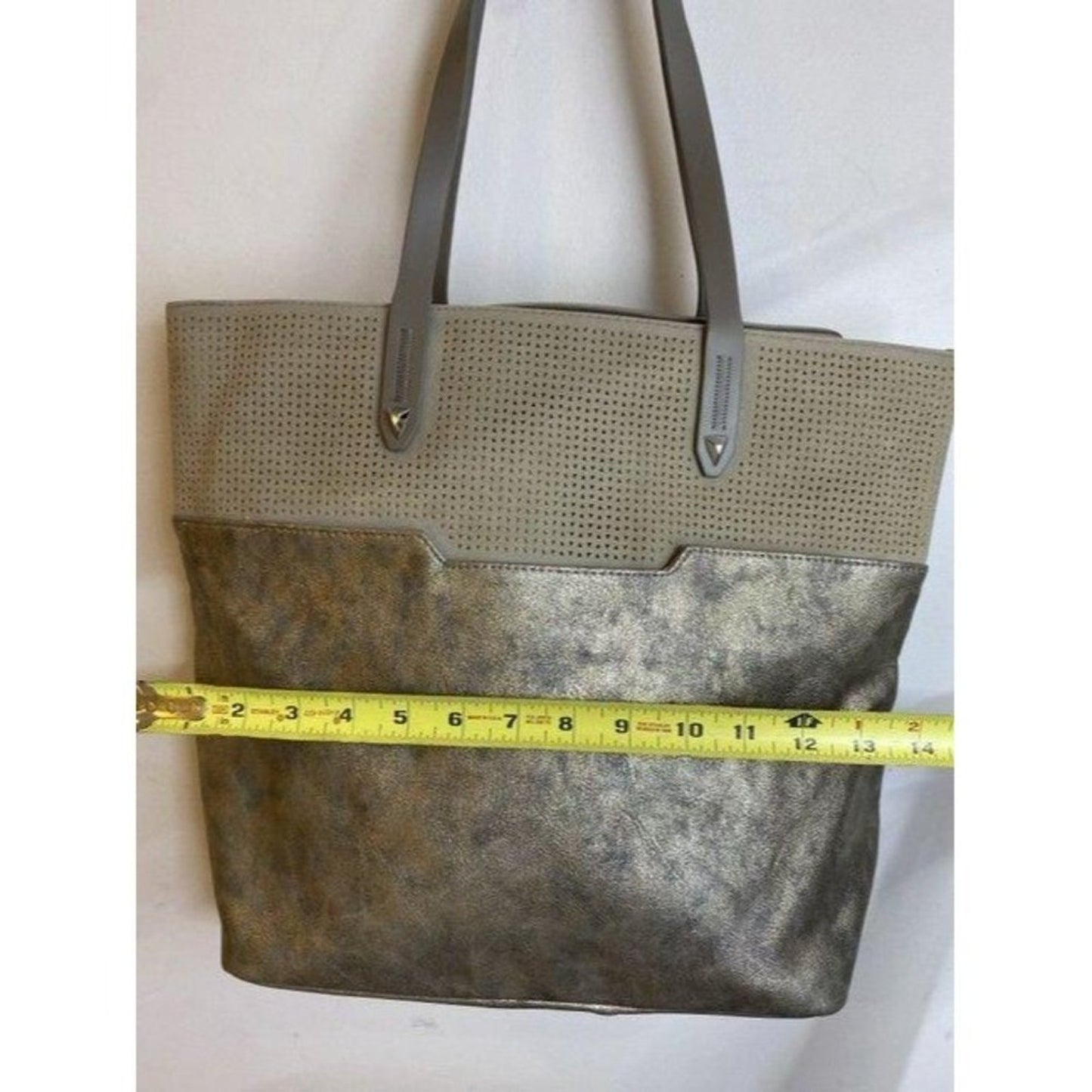 stella and dot bag large shoulder gray gold leathe