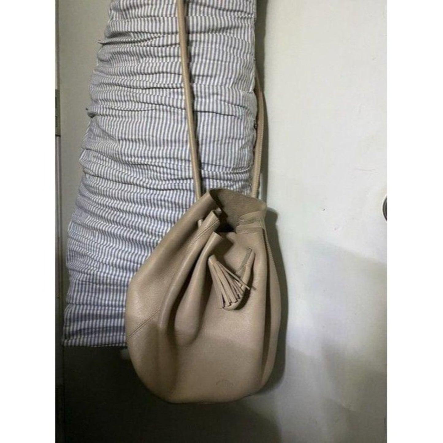 Shaffer La Msrp Beige Leather Shoulder Bag