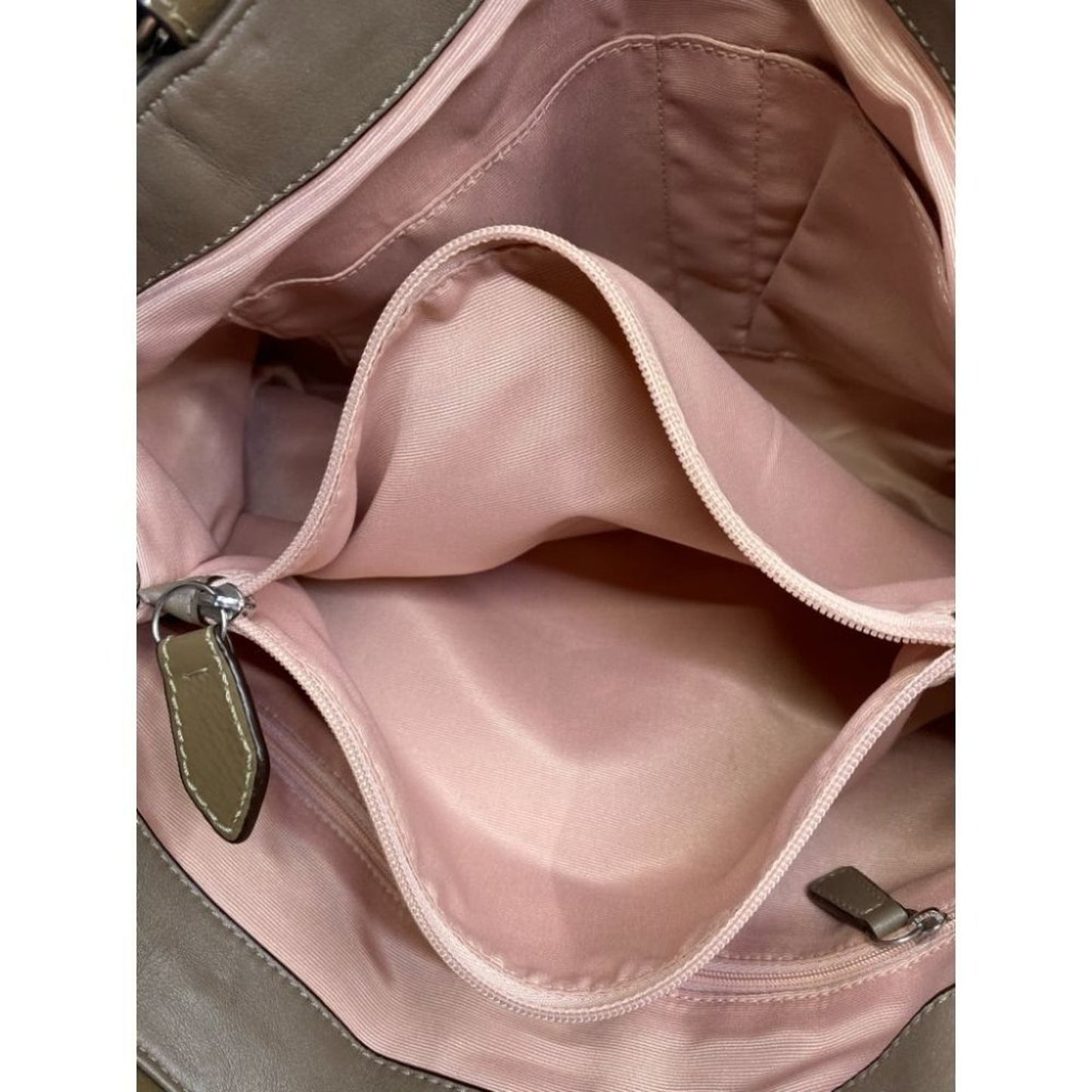 COACH Medium/ Large Leather Brown Shoulder Bag