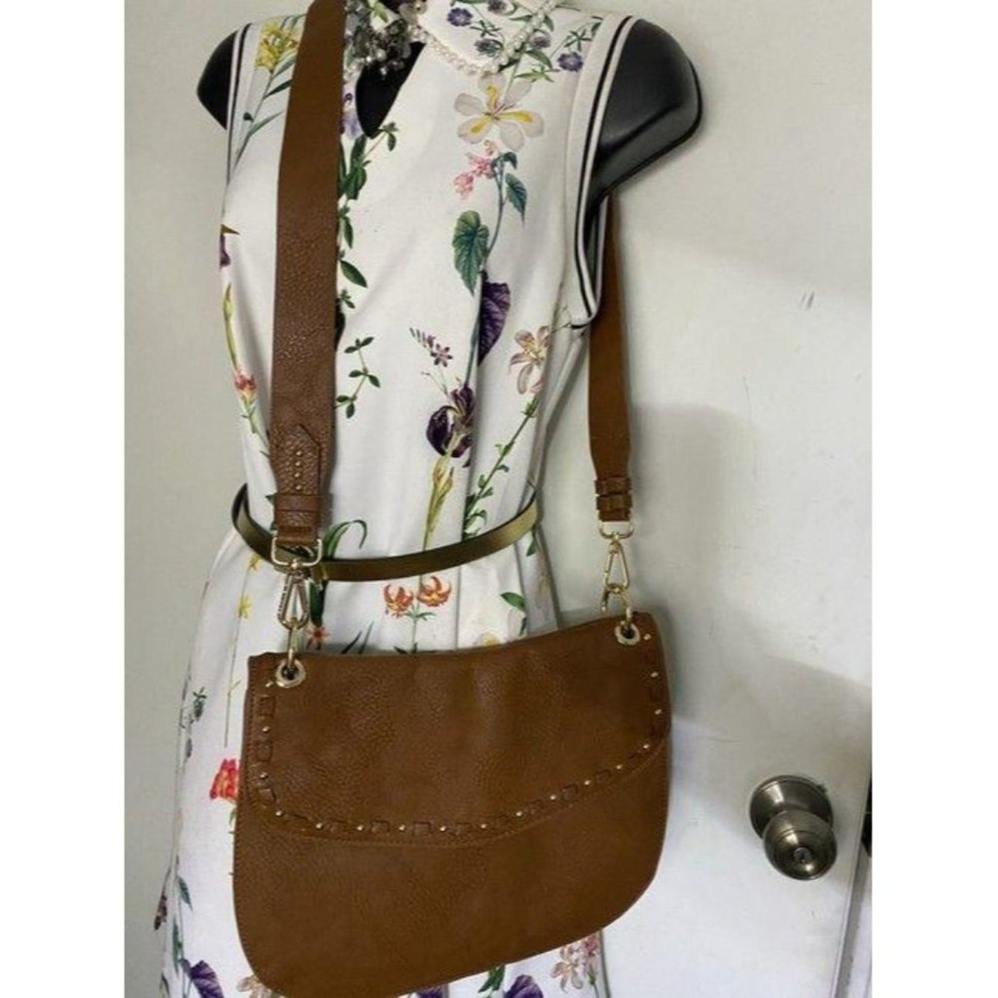 steve madden brown leather cross body bag