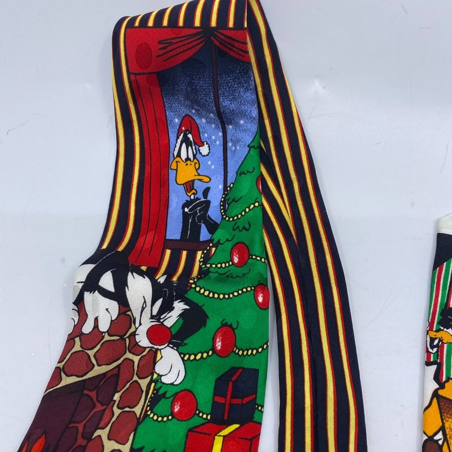 Looney Tunes Mania Christmas Tie