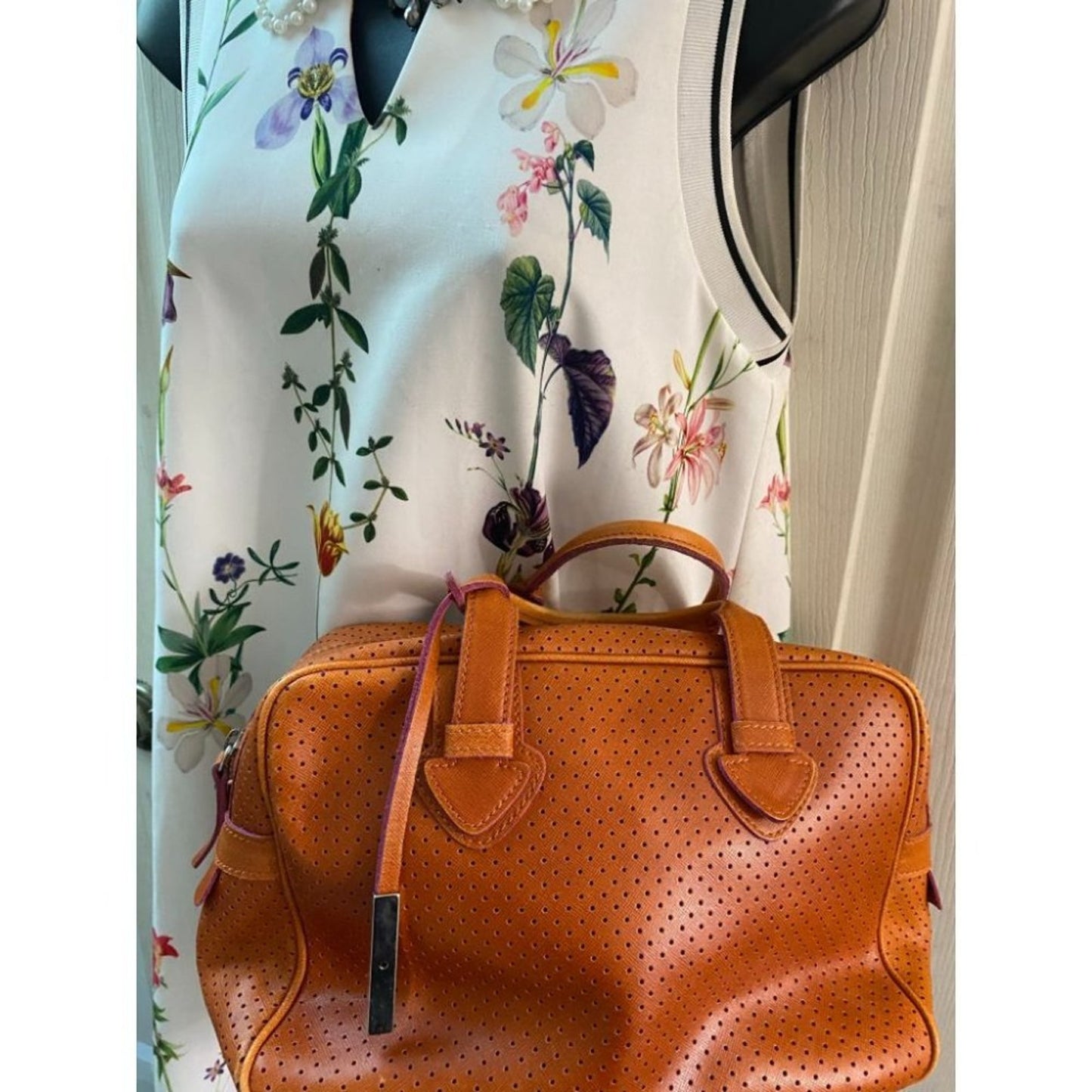 Innue Orange Leather Tote Bag