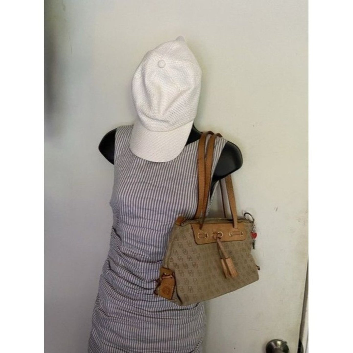 Dooney And Bourke Unique Removable Inside Pocket Tan Fabric Shoulder Bag