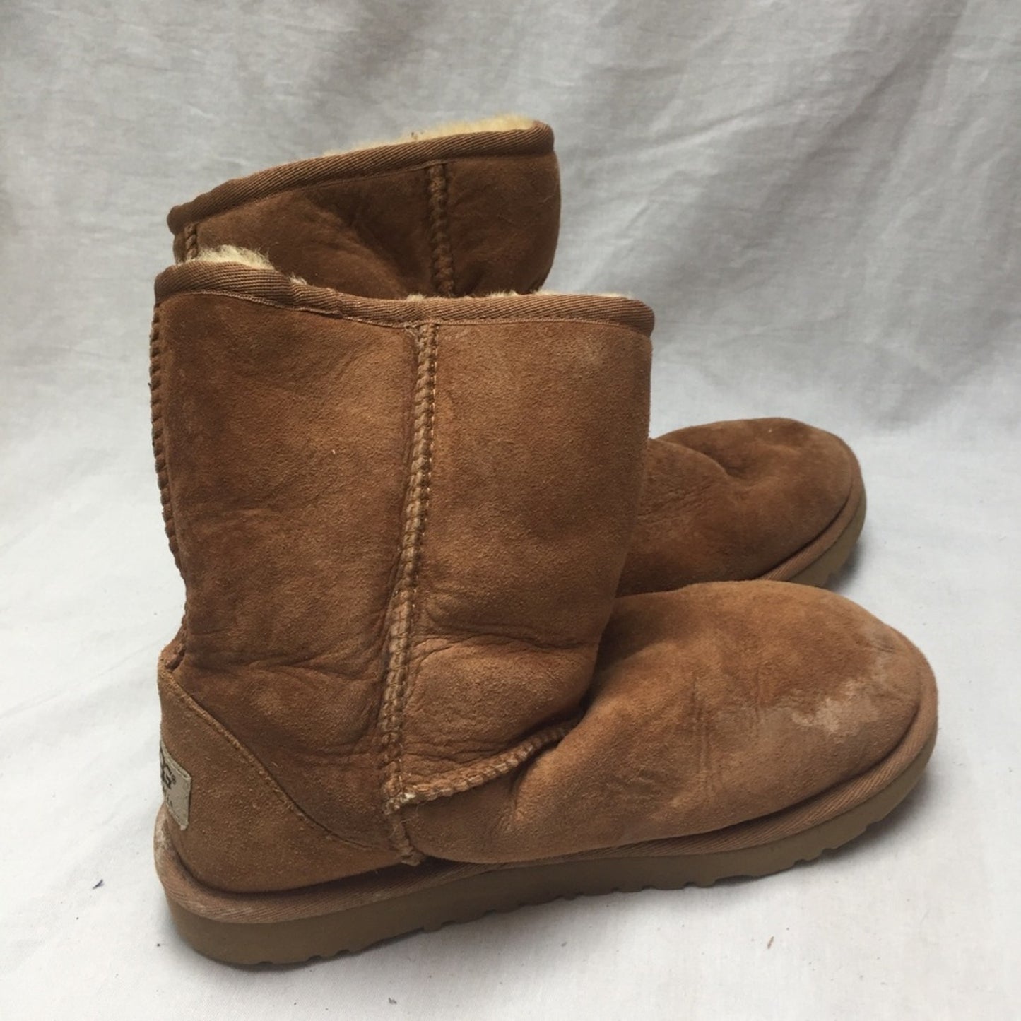 Short UGG Brown Boots Size: 4