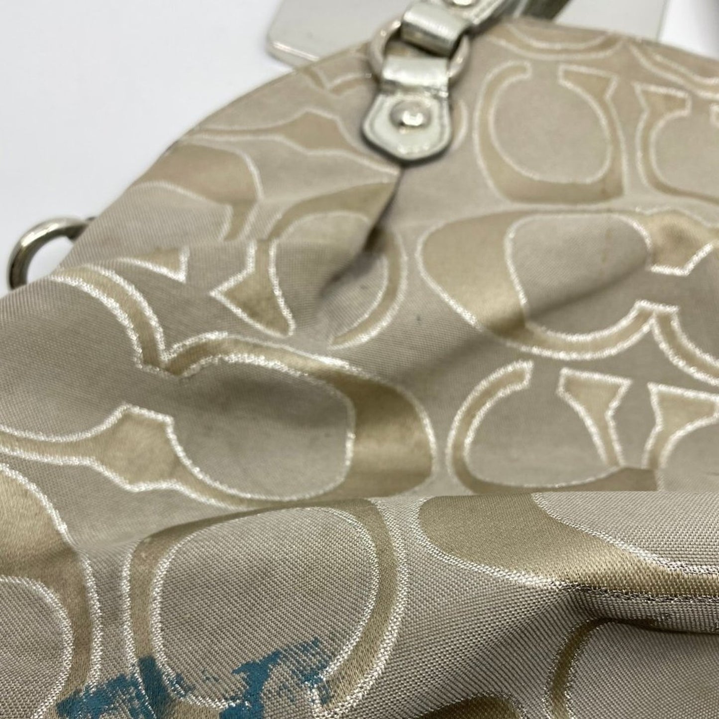 COACH M Size Tan Signatur Jacquard Fabric Handbag