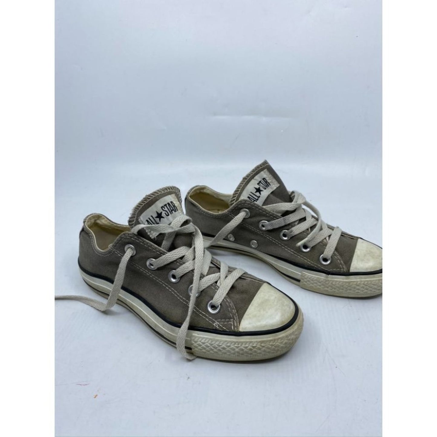 CONVERSE Sneakers White Gray Mens Size 4 Womens 6