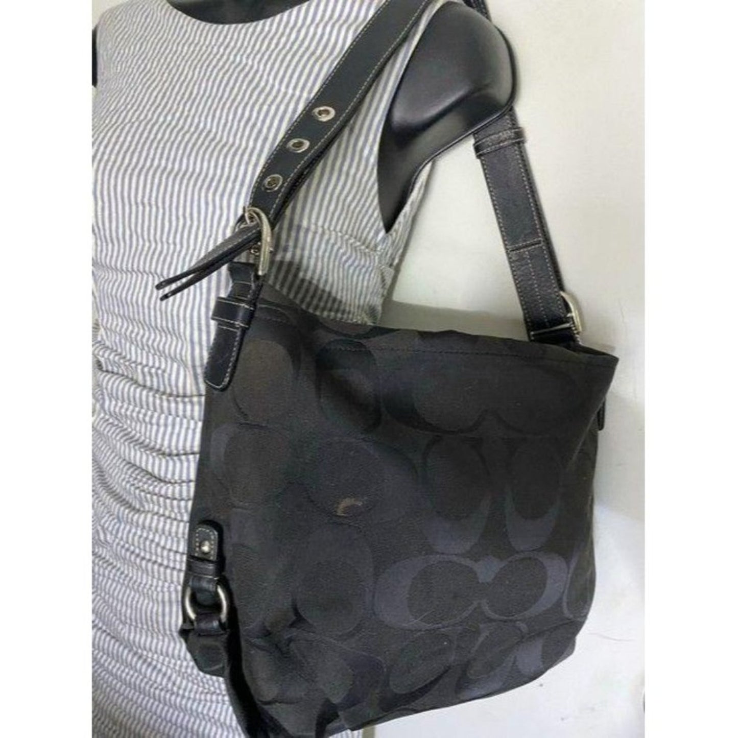 Coach Medium Tote Msrp Black Gray Jacquard Fabric