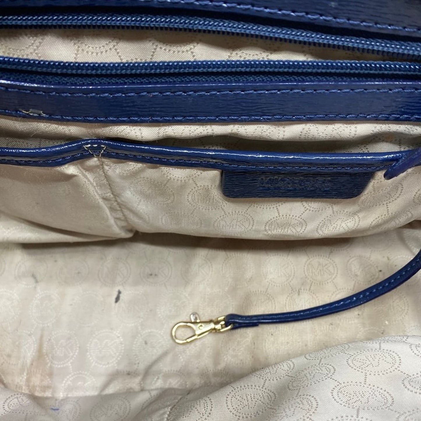 Michael Kors L Blue Leather Crossbody/Handbag