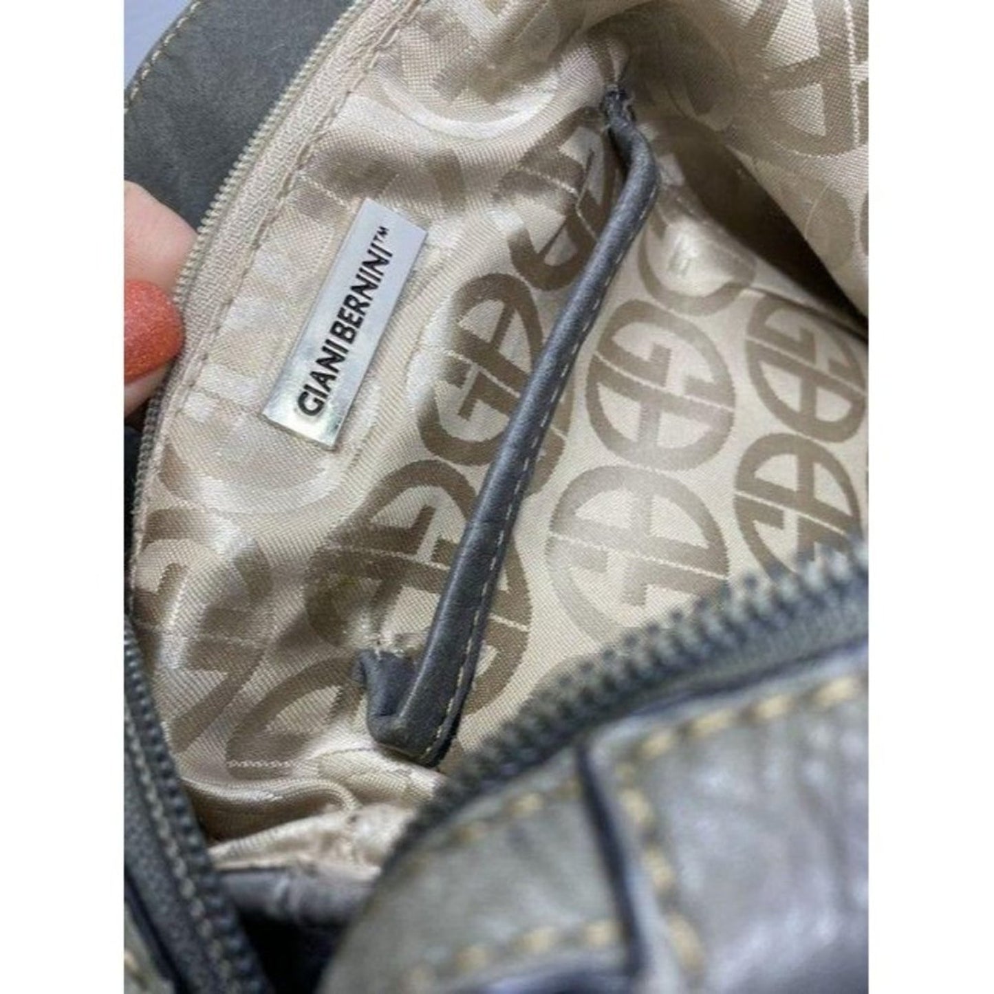 Giani Bernini Msrp Olive Green Leather Shoulder Ba