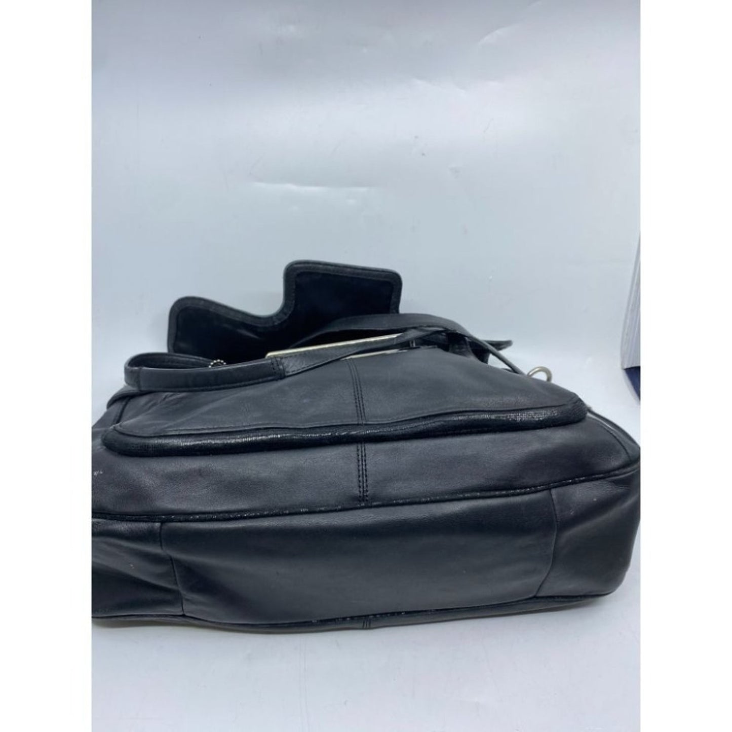 COACH Medium/ Large Leather Black Shoulder Bag