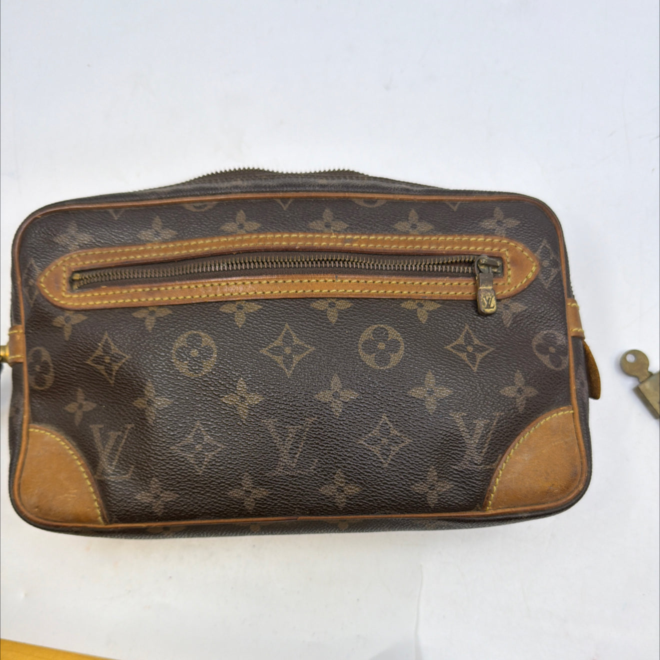 Louis Vuitton Trousse Toilette 28 Monogram Clutch