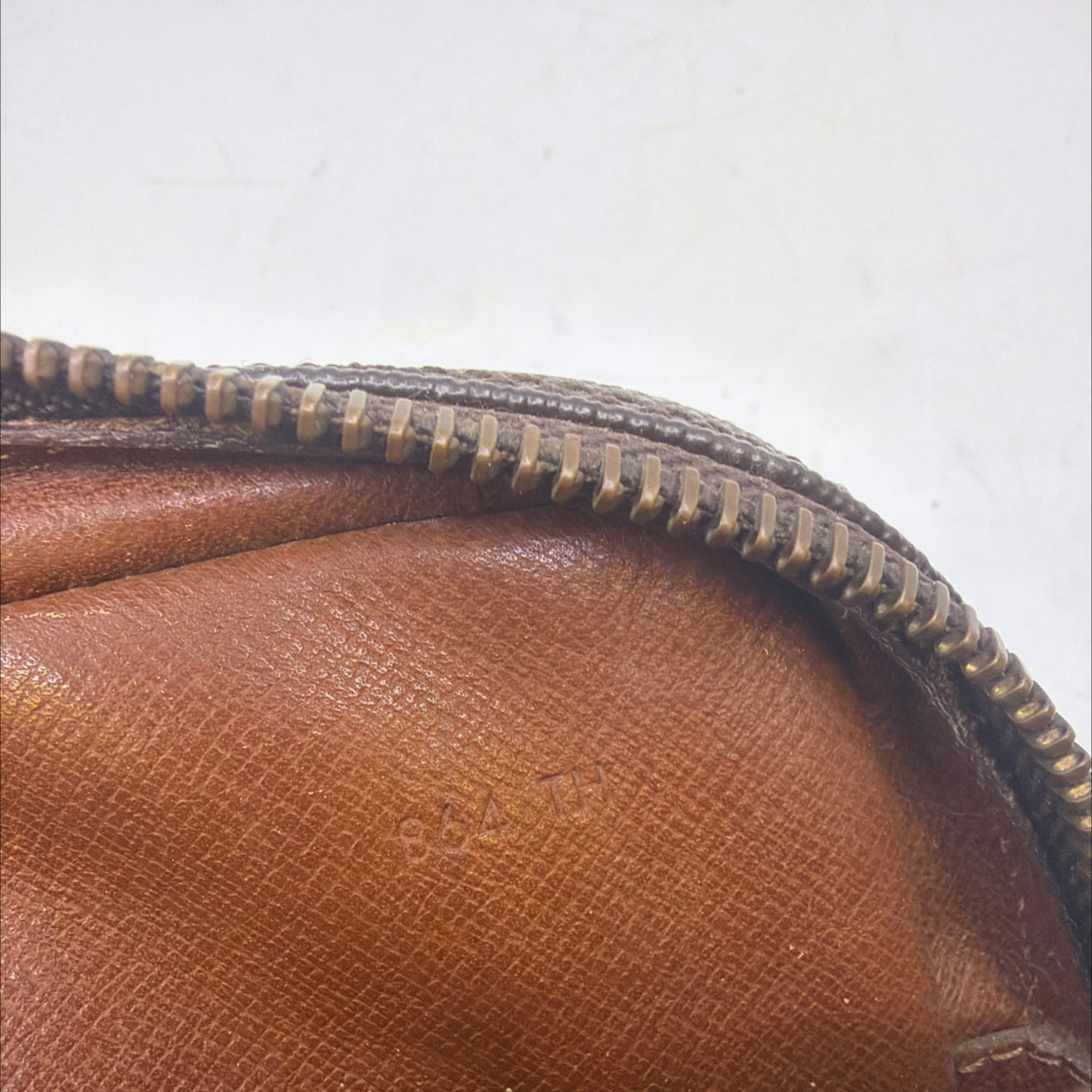 Louis Vuitton Trousse Toilette 28 Monogram Clutch