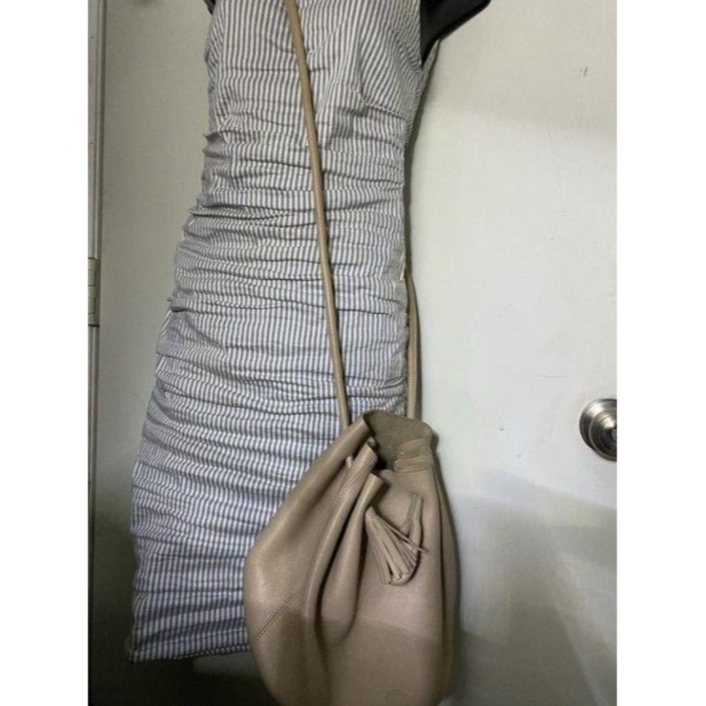Shaffer La Msrp Beige Leather Shoulder Bag
