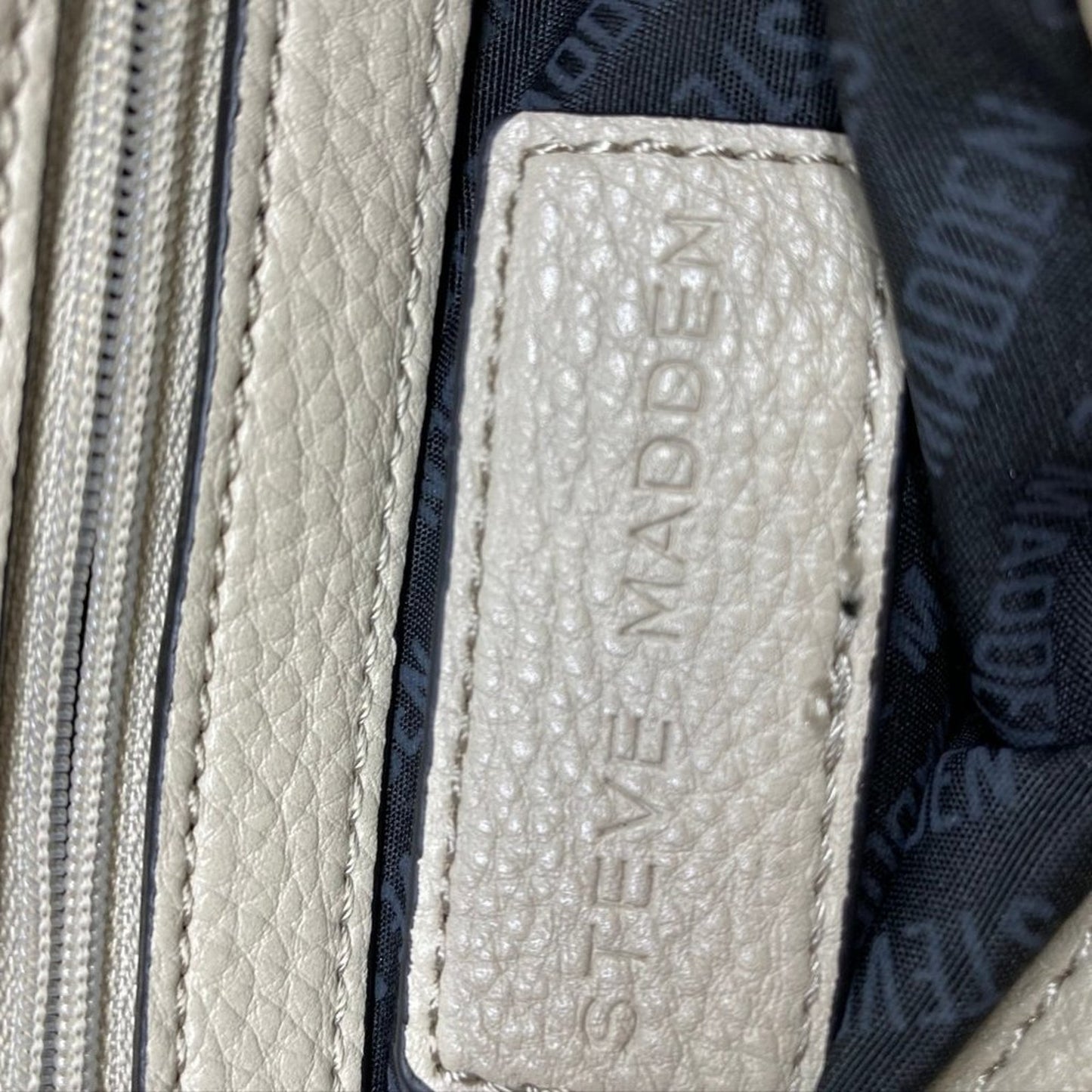 Mix lot of 6 Assorted Brands Hand Bag