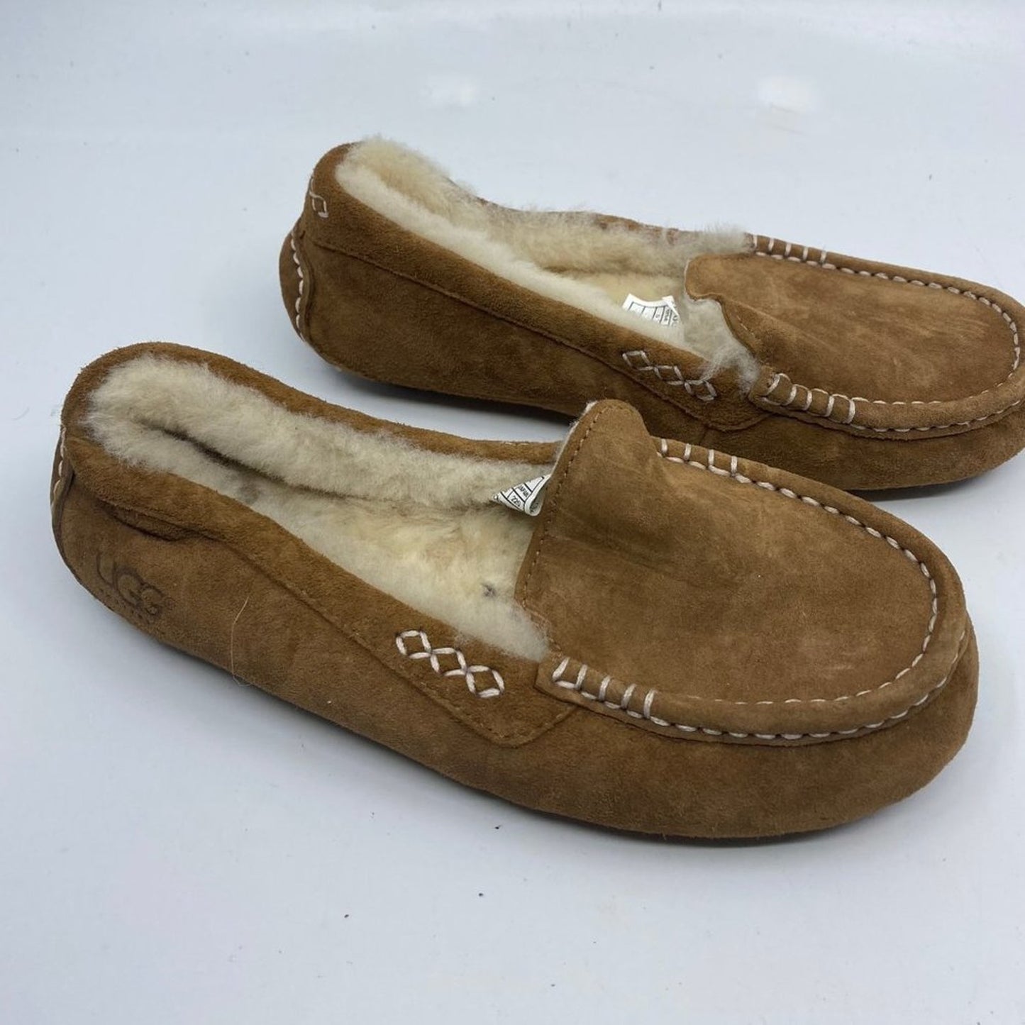 NWOT!  UGG Brown Slipons Size: US 5