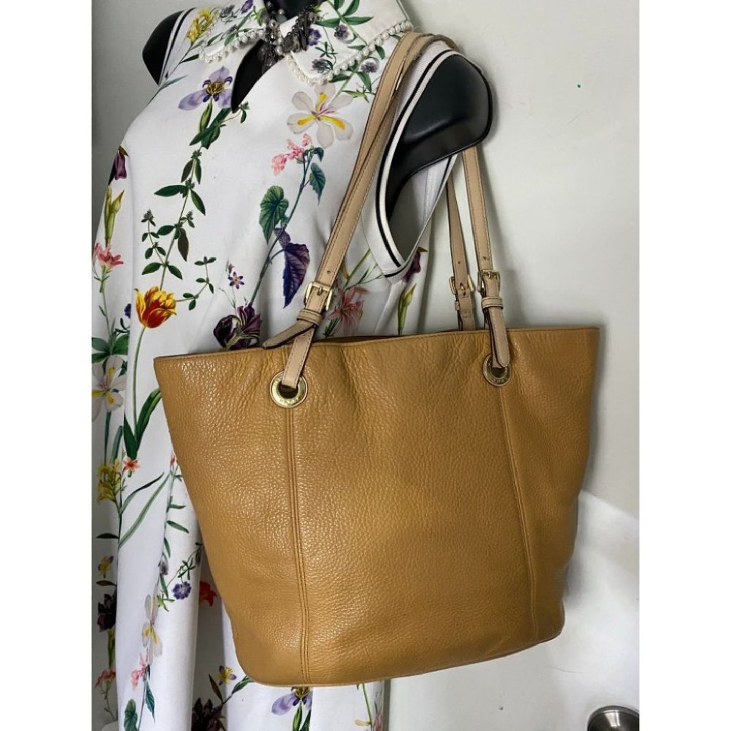Michael Kors Classic Beige Leather Tote Bag