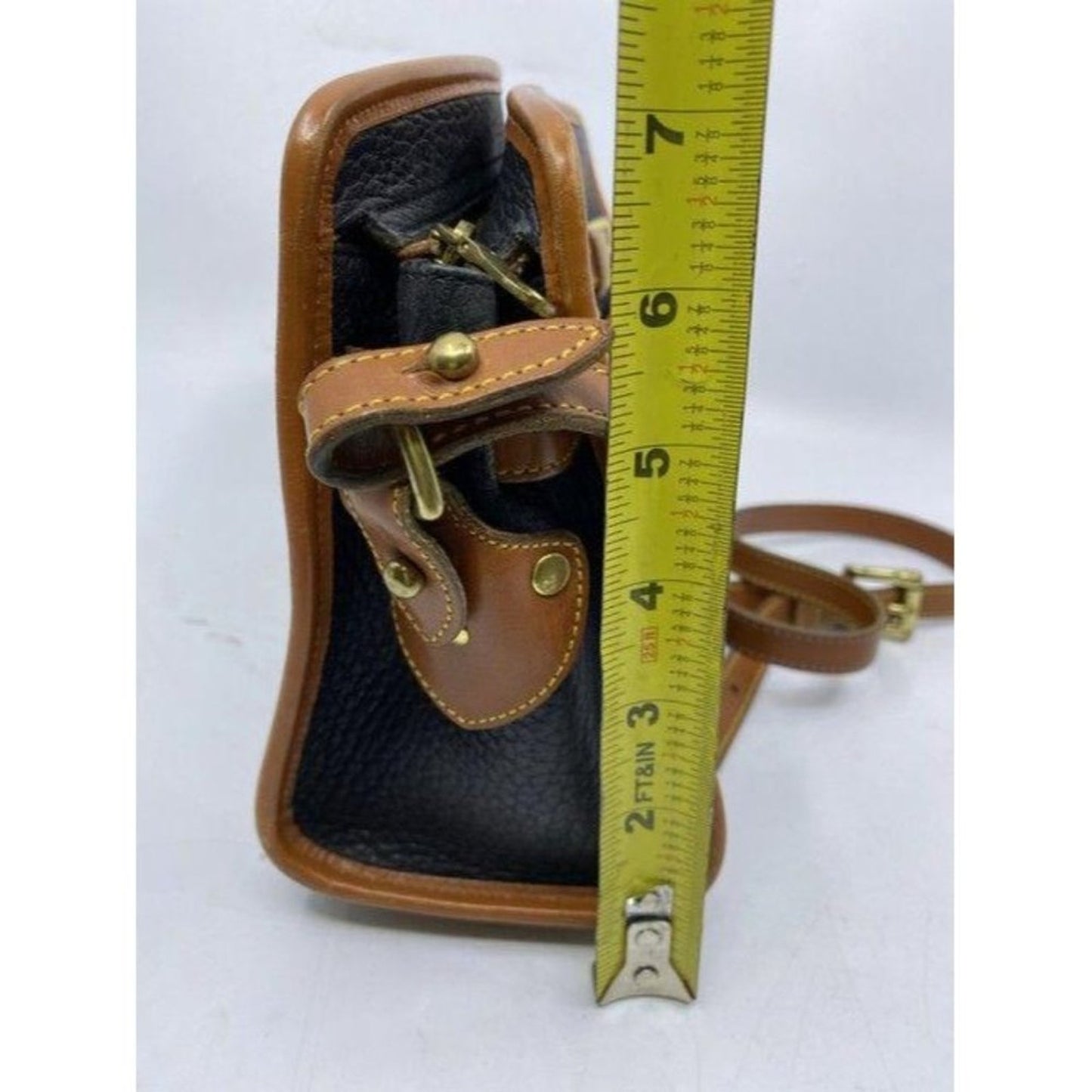 dooney and bourke vintage classic brown black leat