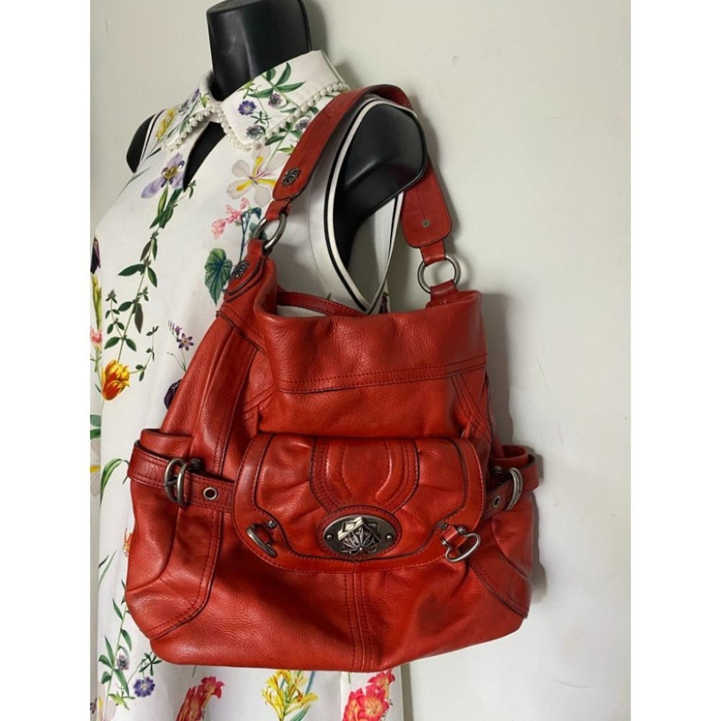 B. Makowsky Orange Large Leather Shoulder Bag