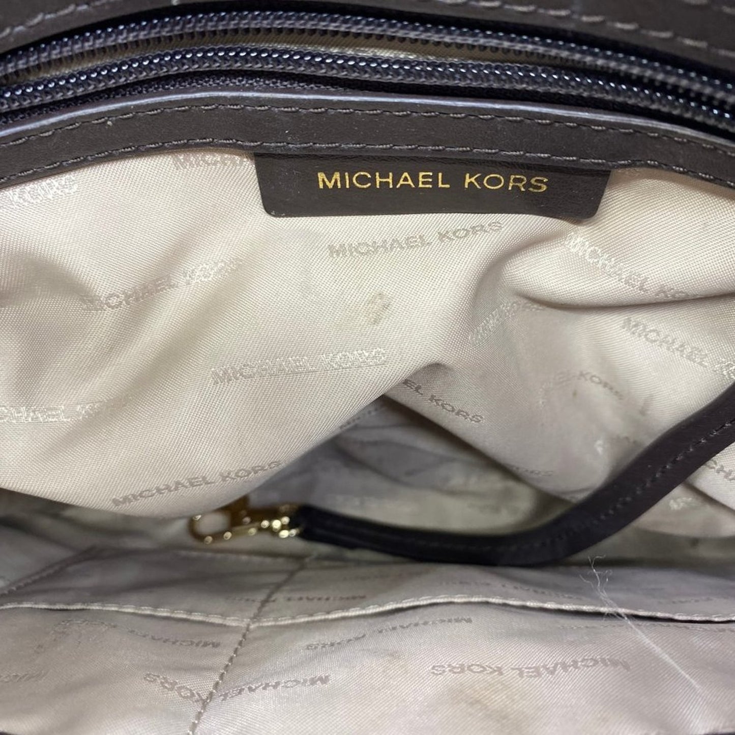 Like New Michael Kors Woven Seemed Crossbody Bag