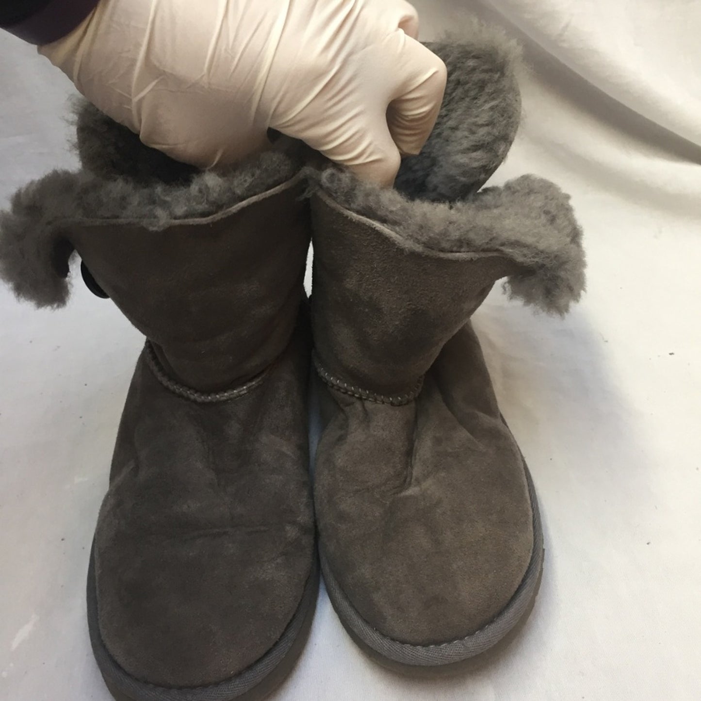 Short UGG Brown Boots Size: 4