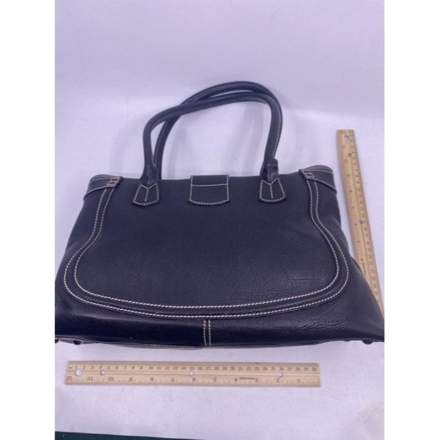 Tod S Buckle Magnetic Black Pebble Leather Shoulder Bag