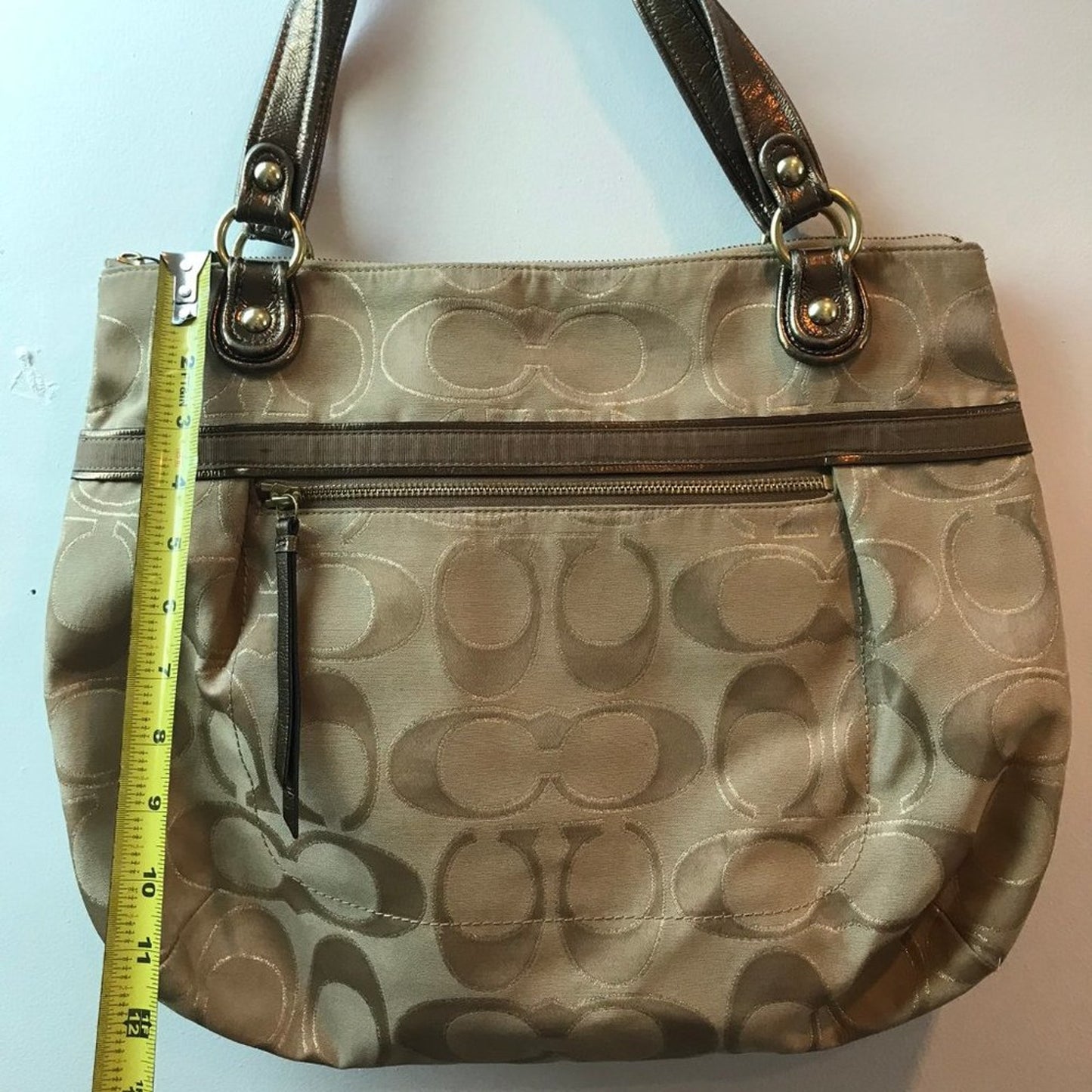 COACH XL Tan Jacquard Fabric Shoulder Bag