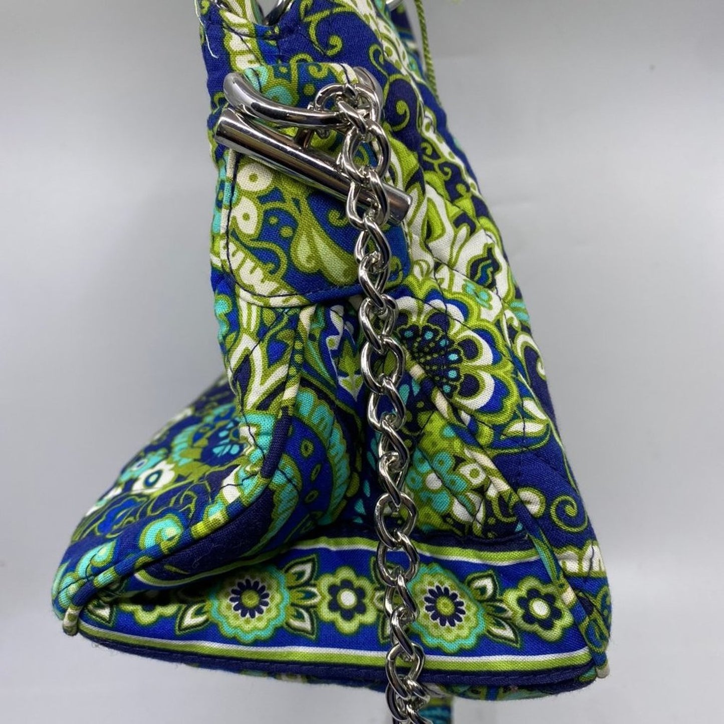 NWT!  Vera Bradley Chain Bag Rhythm & Blues