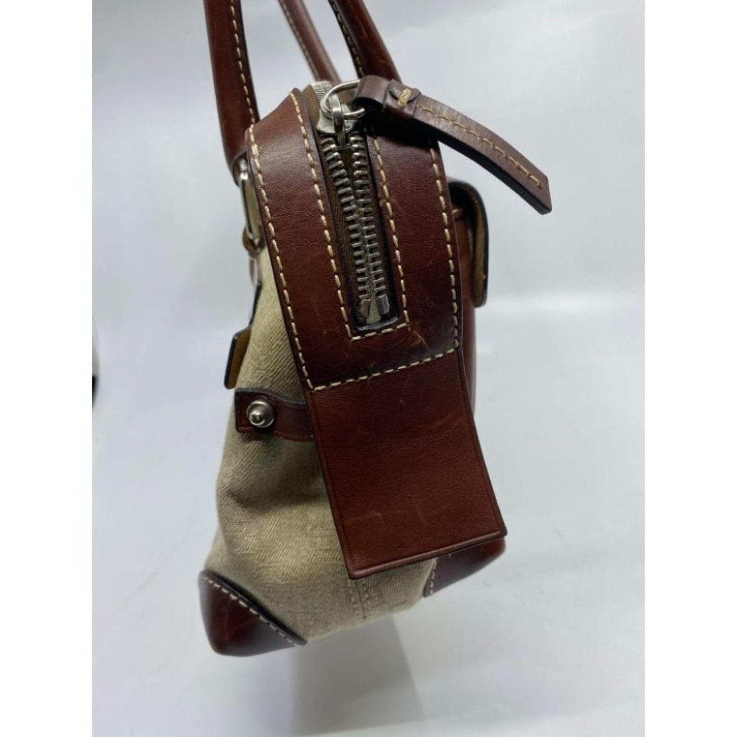 DOONEY & BOURKE Tan Brown Medium Size Doctor Bag