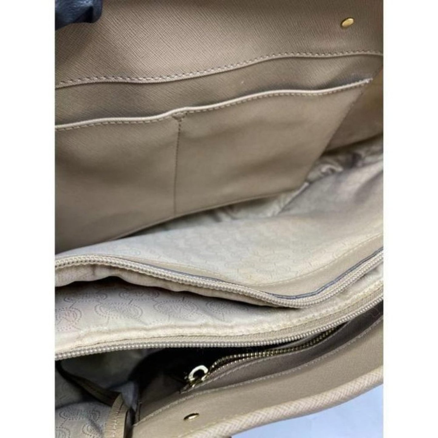 MICHAEL KORS Tan Saffiano Leather Jet Set Tote Bag