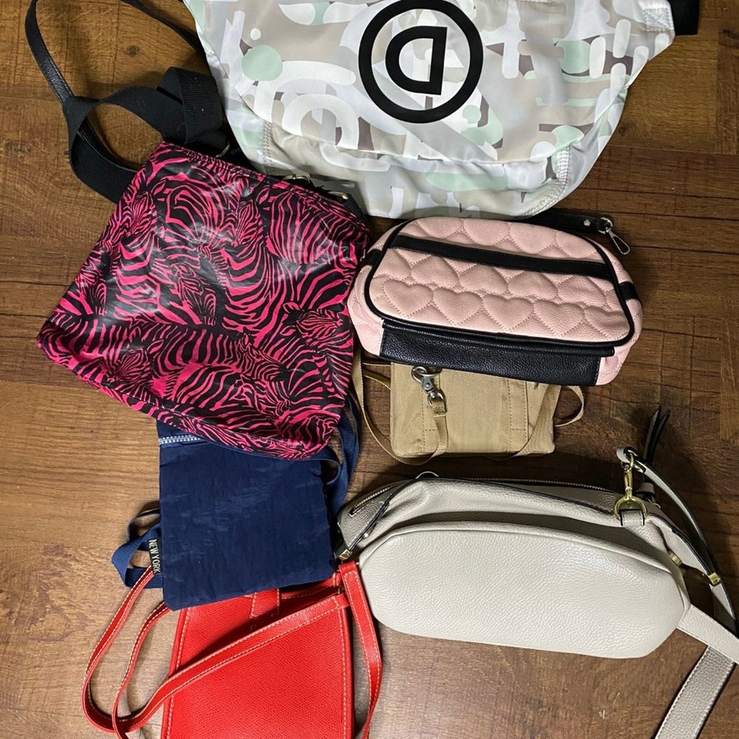 Mix lot of 6 Assorted Brands Hand Bag