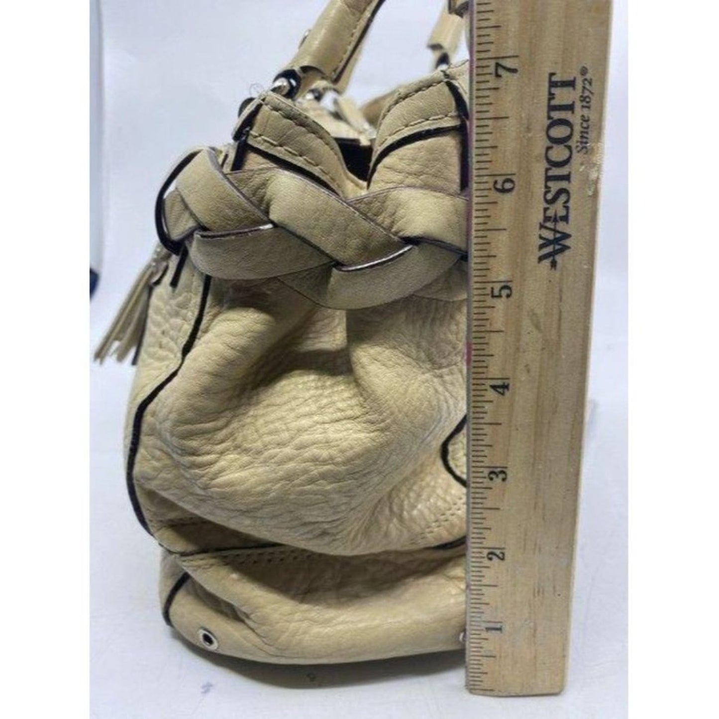 coach medium beige leather shoulder bag