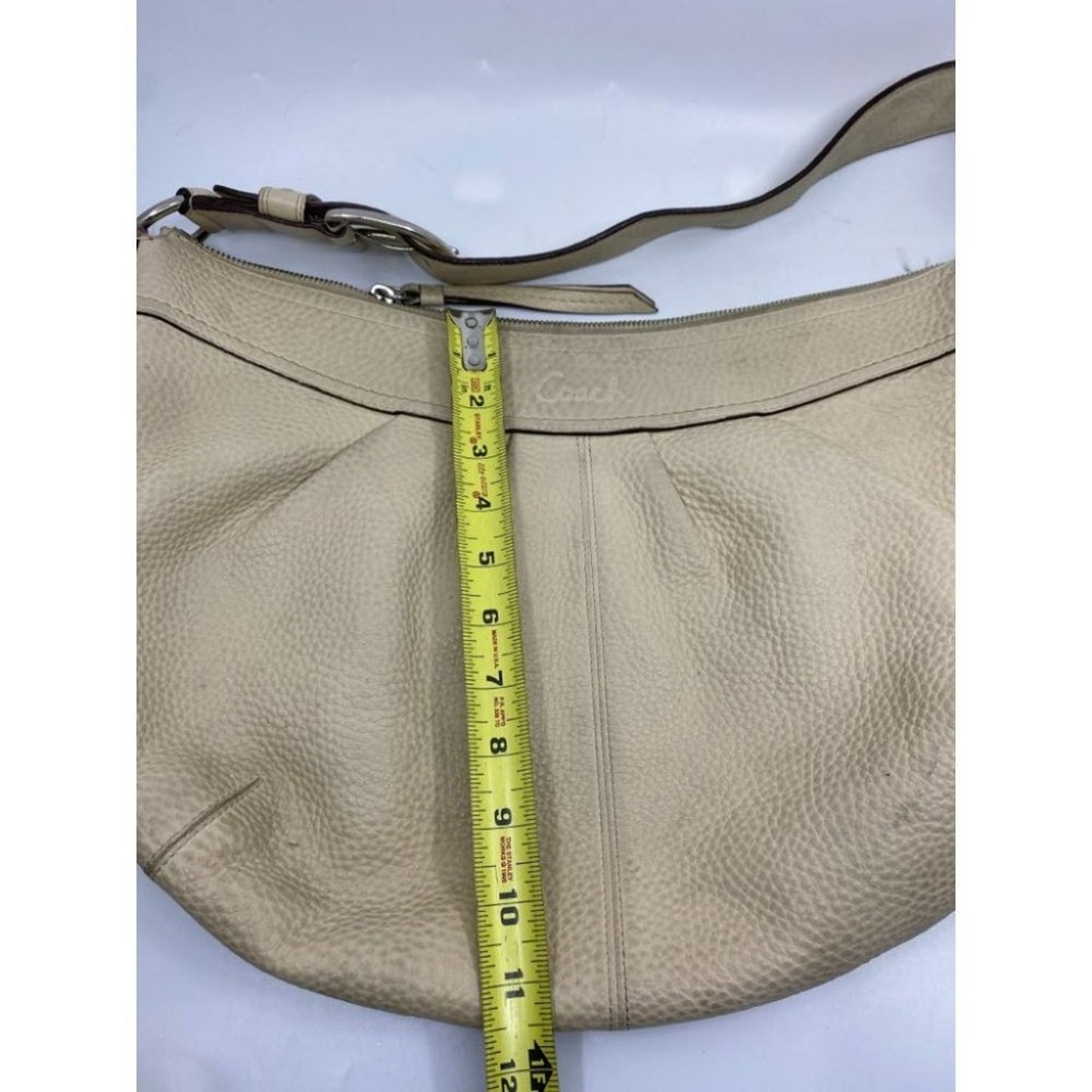 COACH Women's Large Tan Leather Shoulder Bag