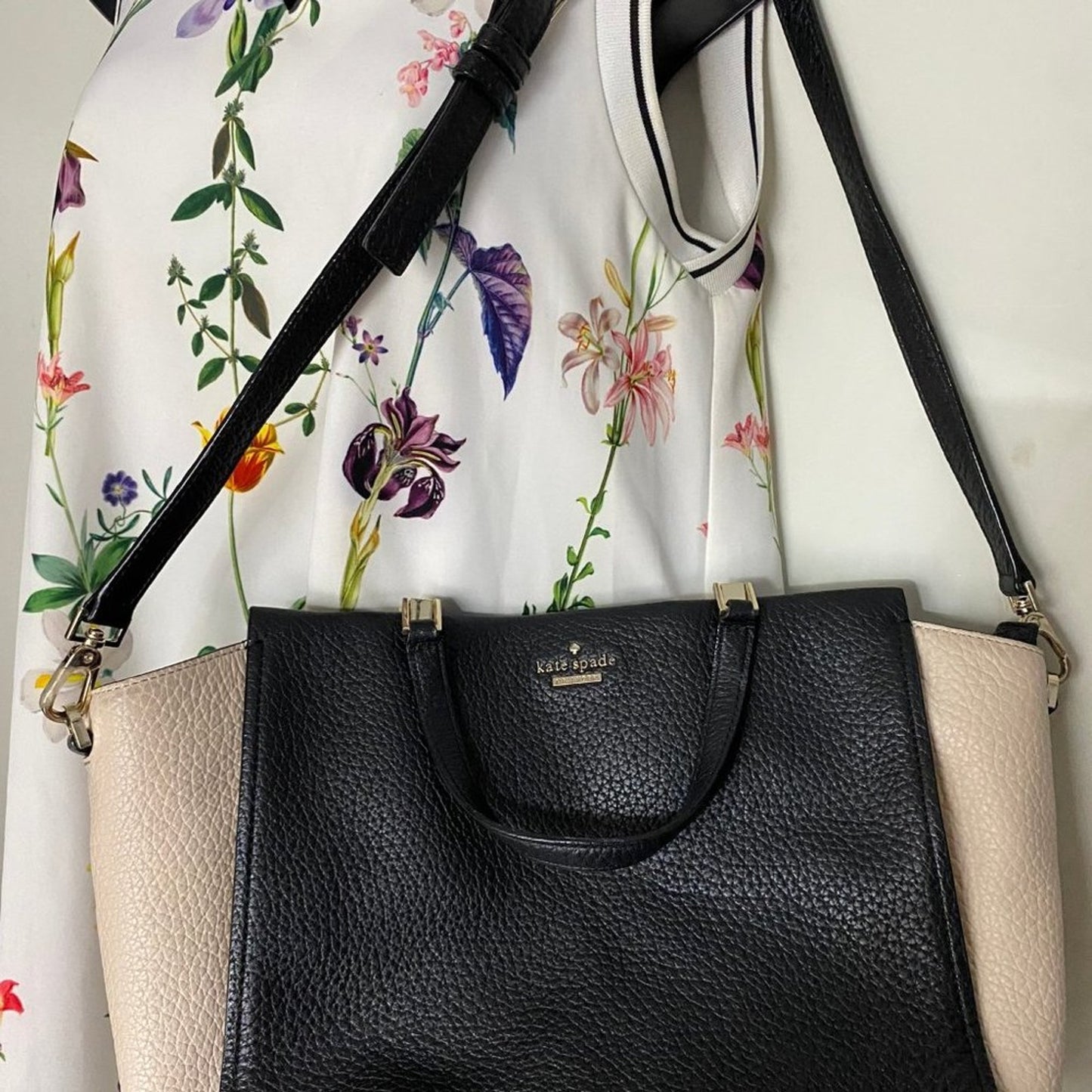 kate spade  Black/White Large/Medium Leather