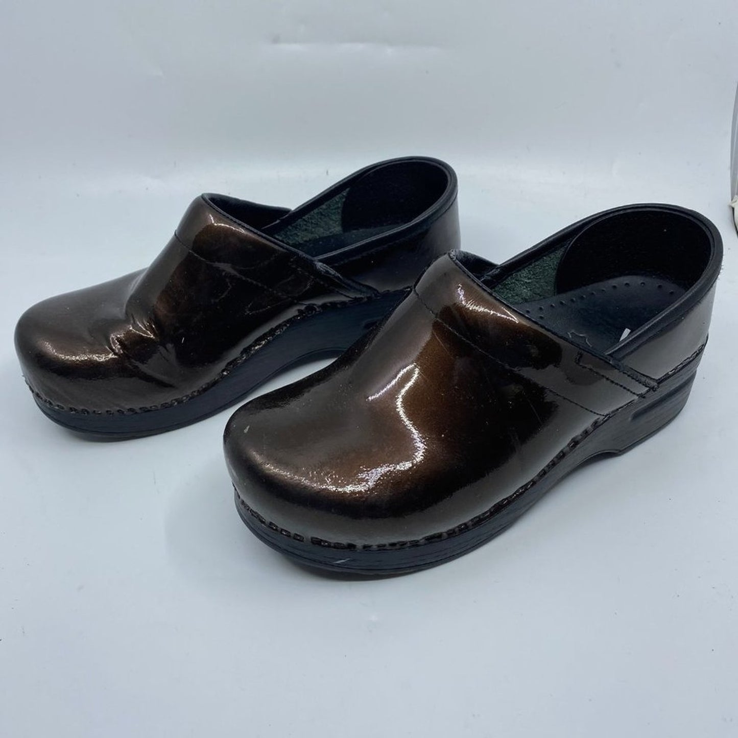 Dansko Dark Brown Unisex Clogs Size: EU 36