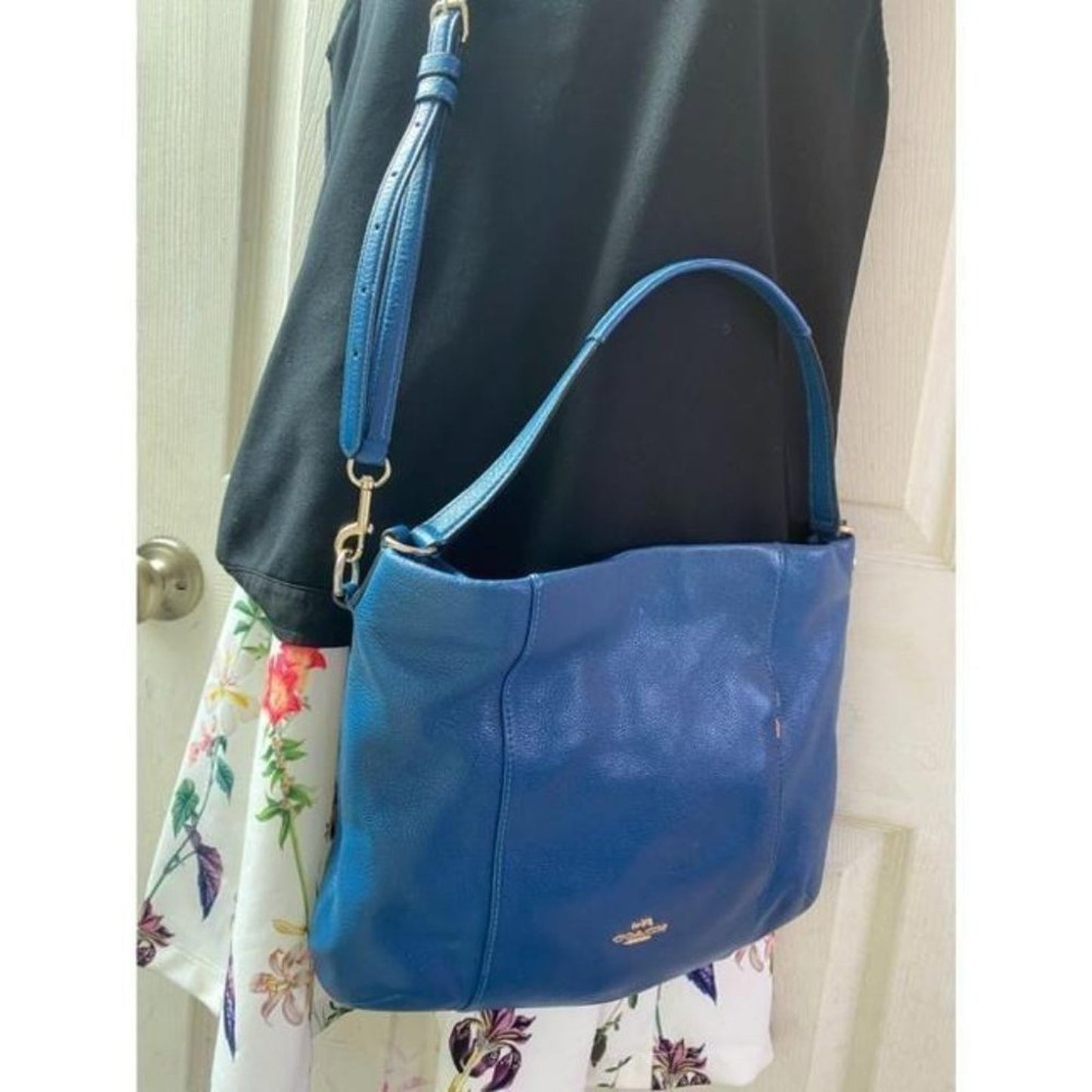 Coach Medium W Adjustable Strap Blue Leather Cross