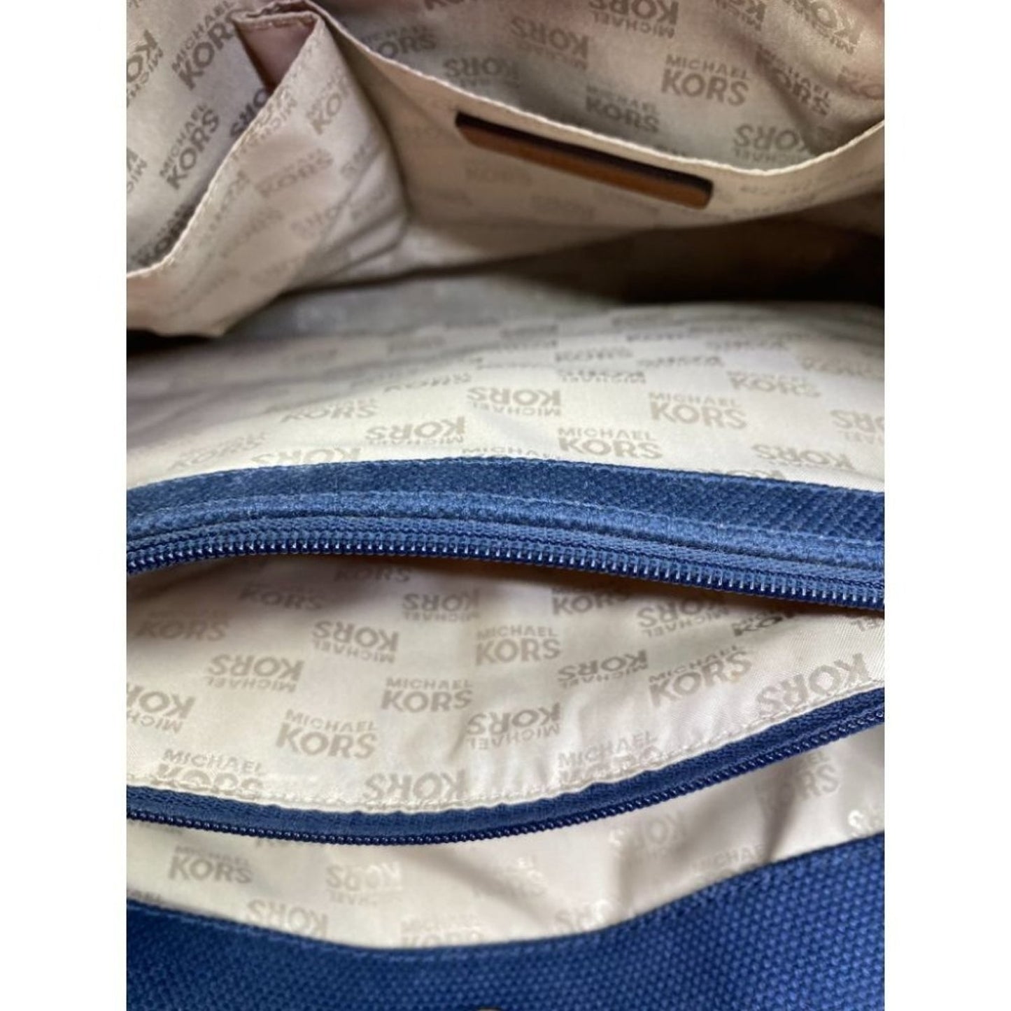 MICHAEL KORS Blue Inter Woven Canvas Shoulder Bag