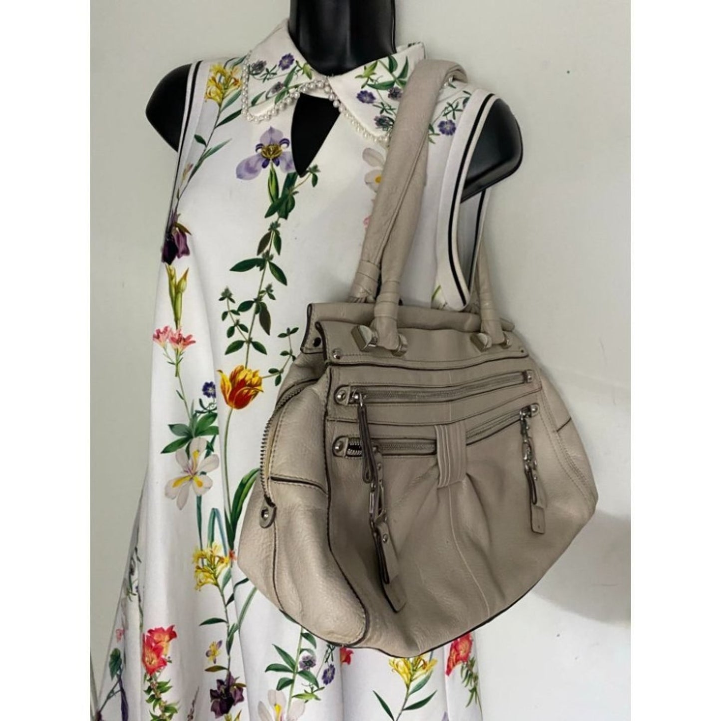 B. makowsky Cream Leather Shoulder Bag