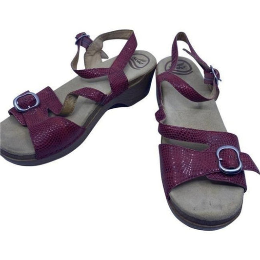 Dansko Maroon Tan Mulesslides Size Eu