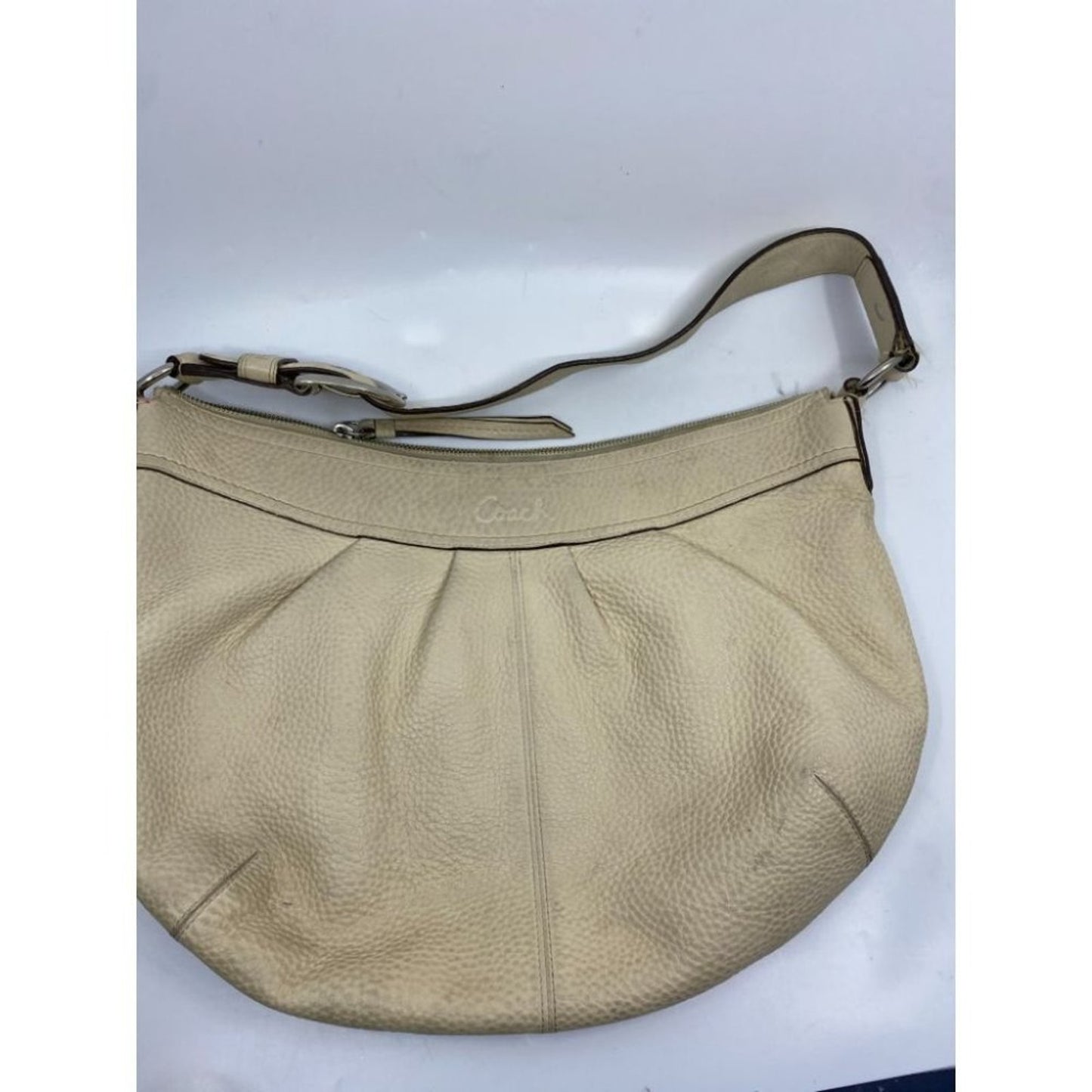 COACH Women's Large Tan Leather Shoulder Bag