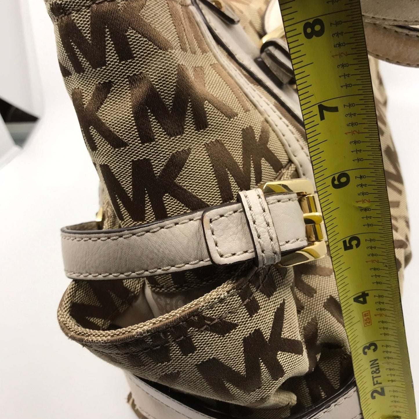MICHAEL KORS White/Tan Jacquard Fabric Shoulder Ba