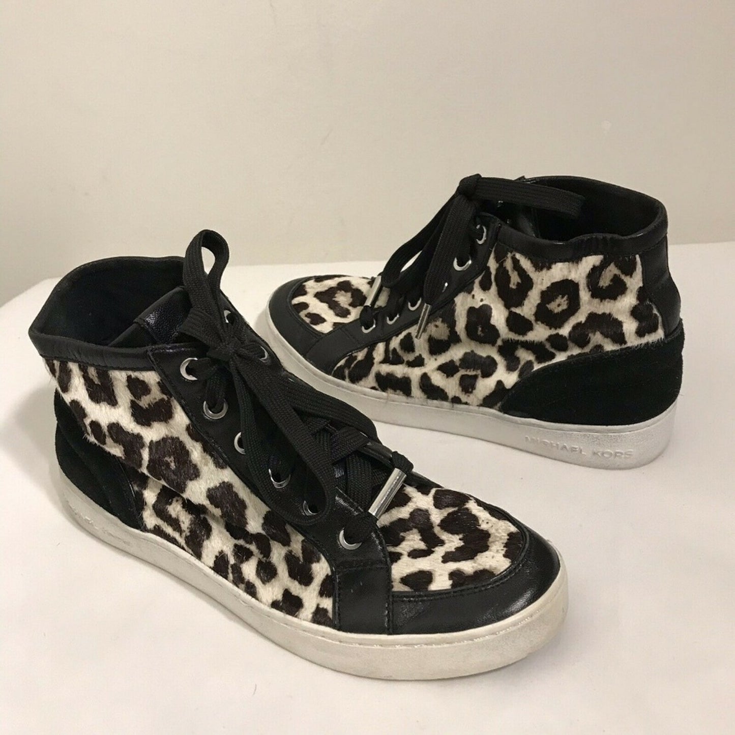 MICHAEL KORS Mid Top Pony hair Sneakers Size 6