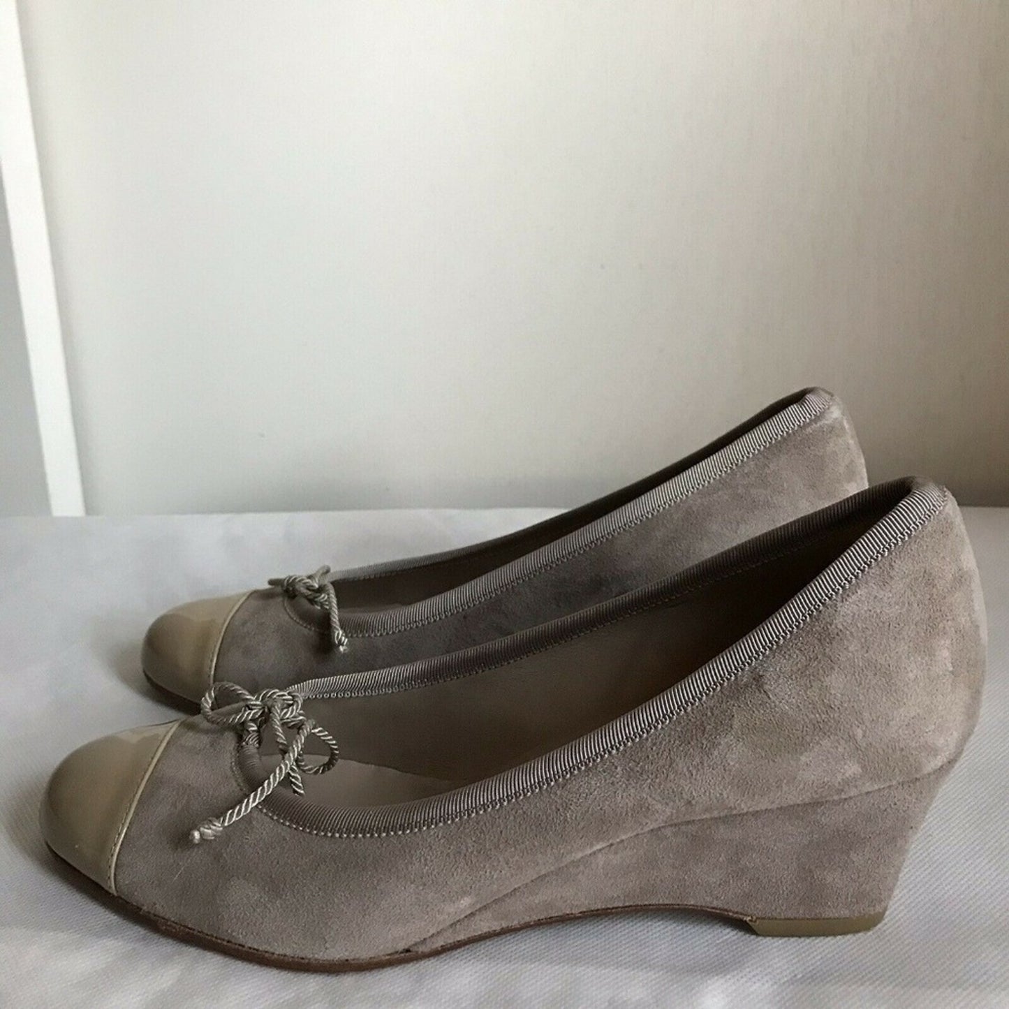 MASCARO Nude Wedge Shoes