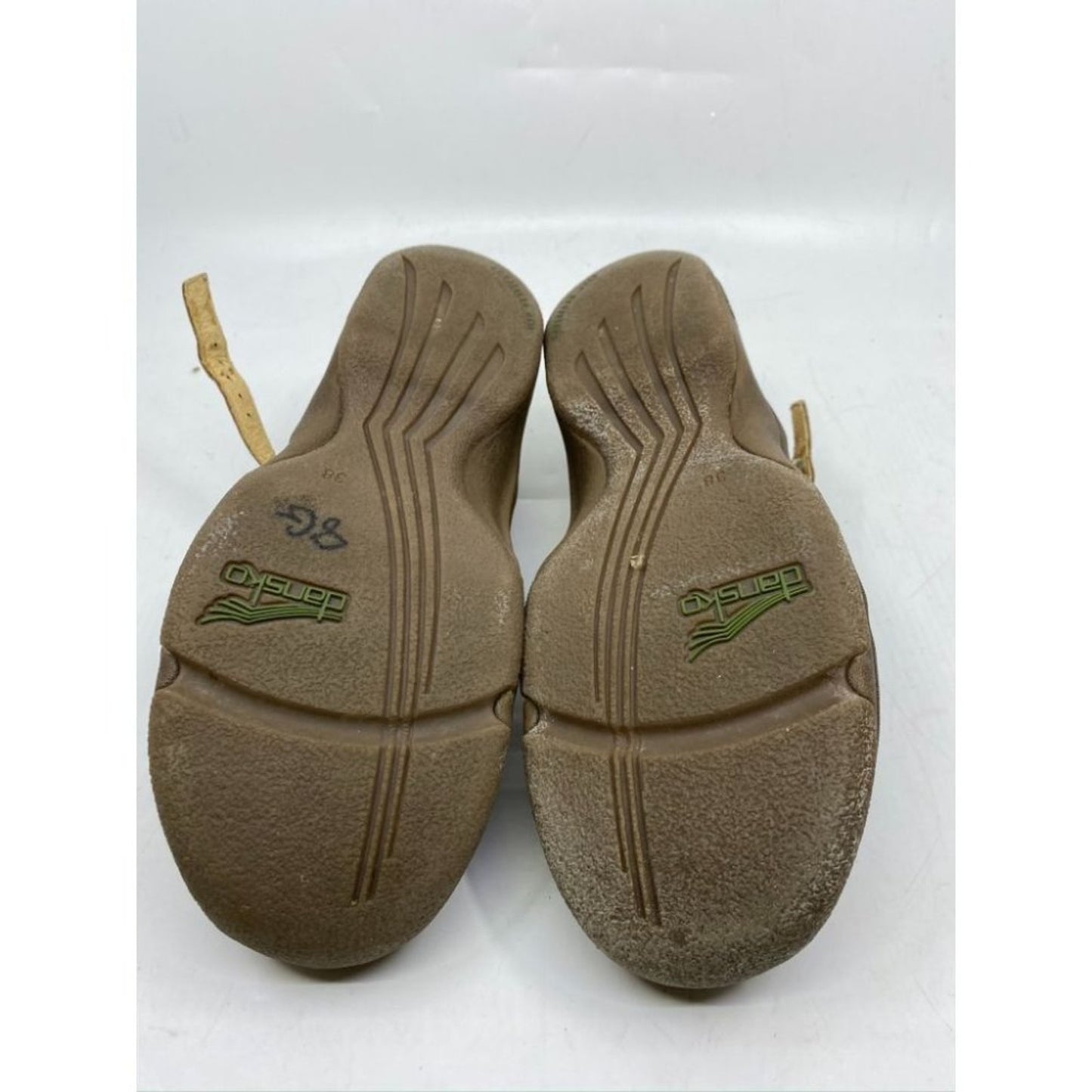 Dansko Tan Unisex Mules/Clogs Size 38/8