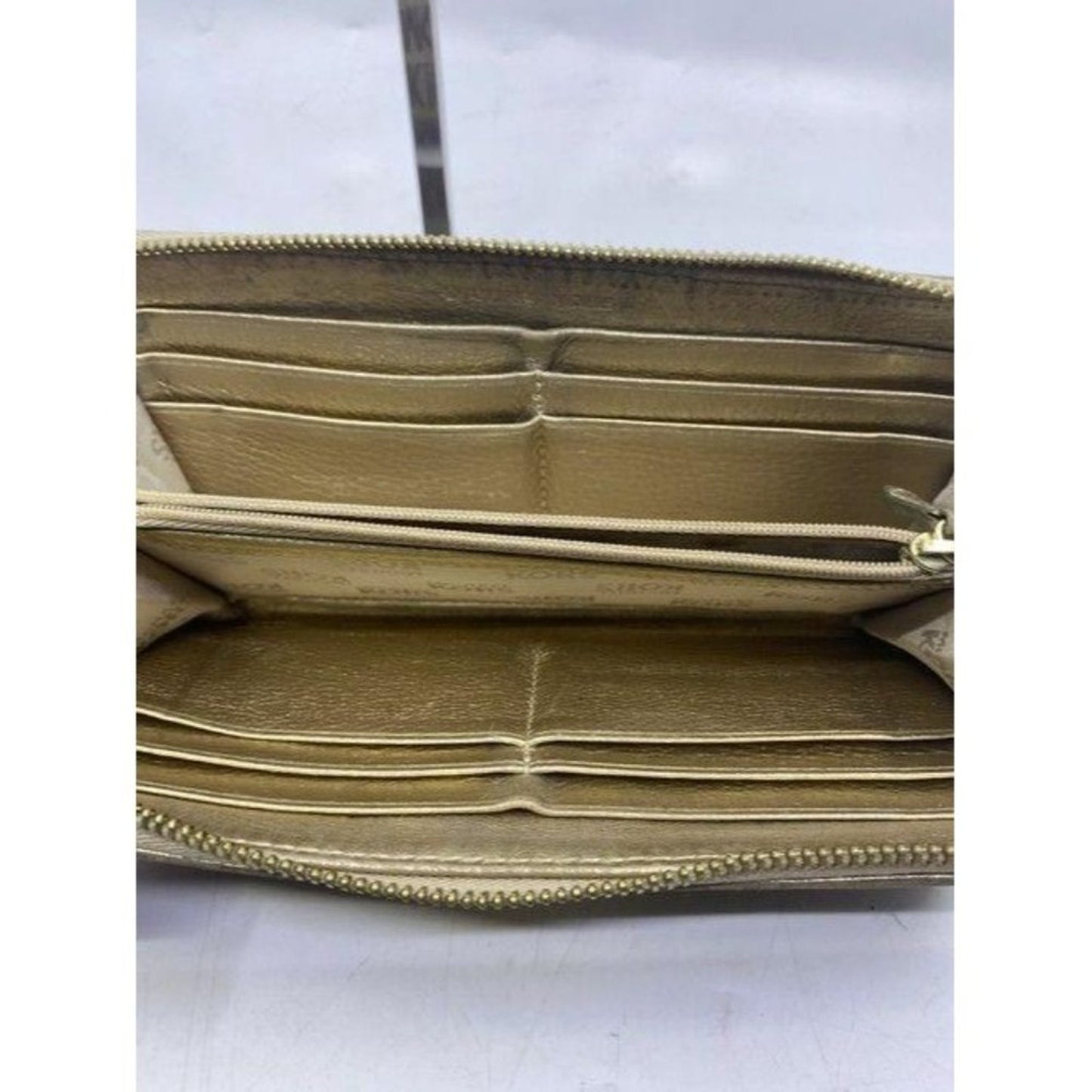 Michael Kors Gold Beige Mk Within Continental Wall