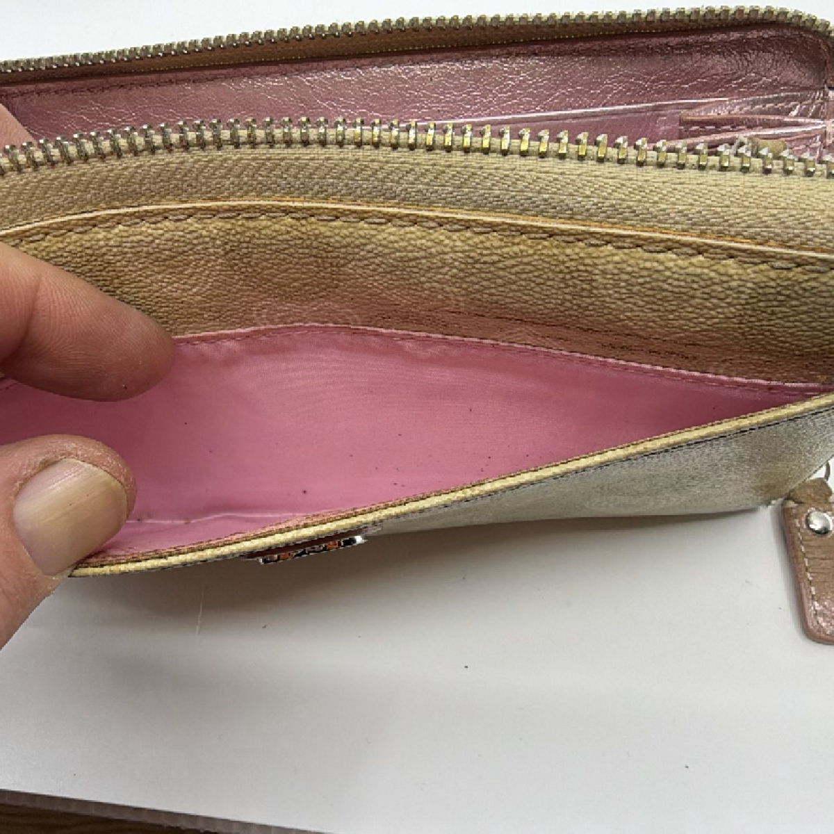 Coach Beige Heart C Coated Canvas Zip Around Wallet